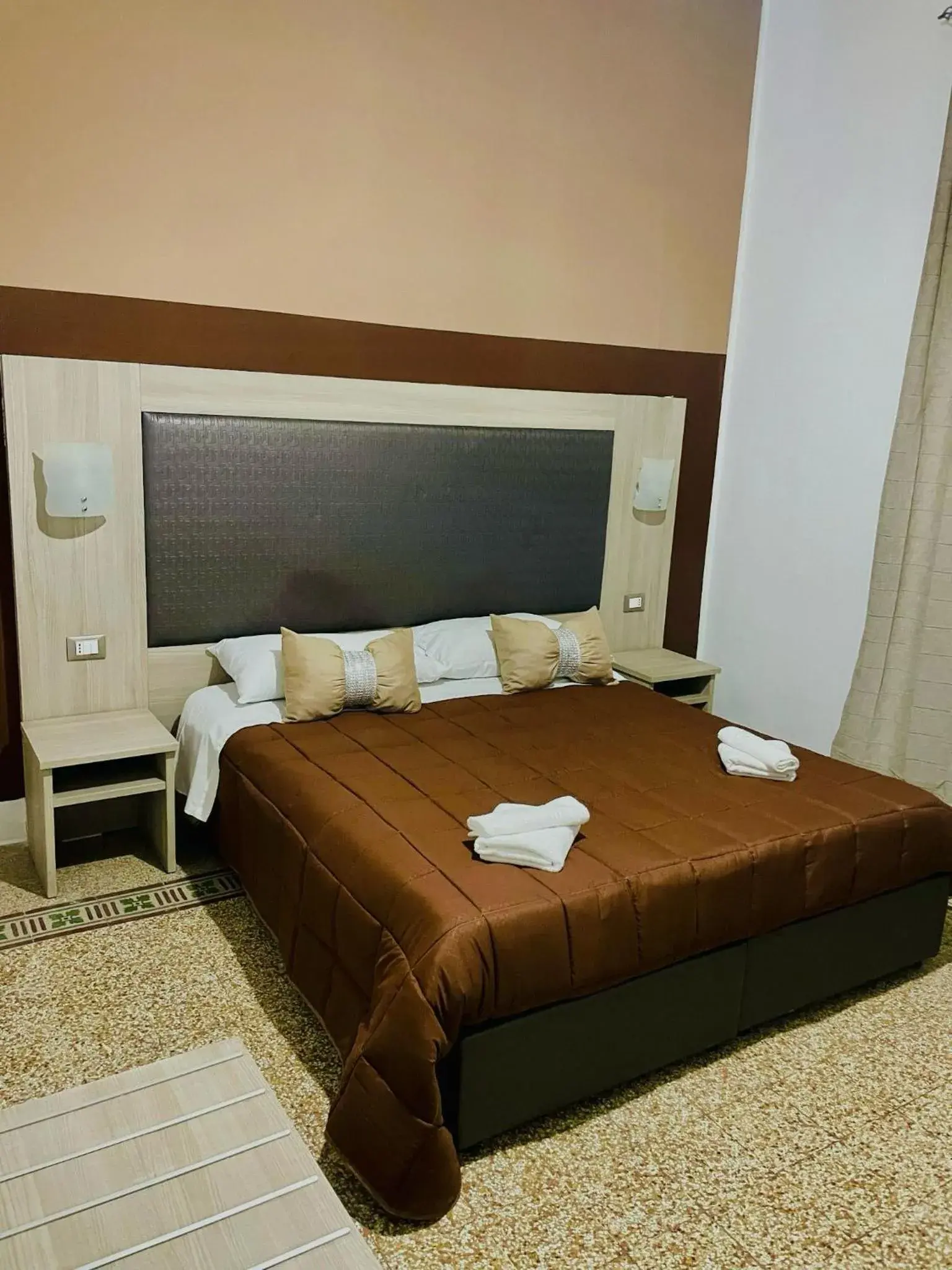 Double Room with Balcony in Balarm - Hostel and Bar Double Room with Balcony in Balarm - Hostel and Bar