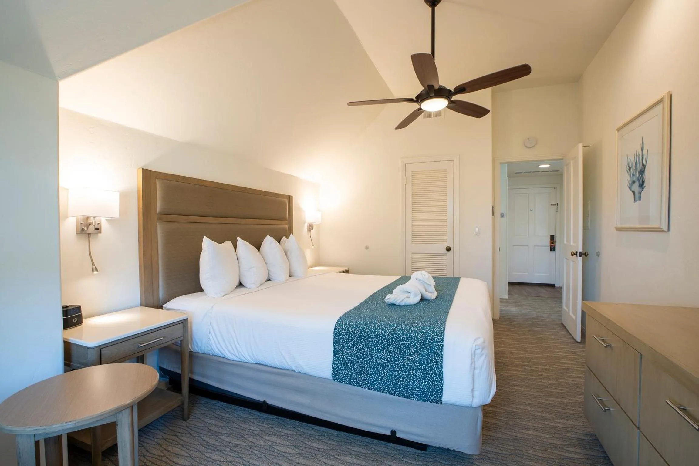 Bed in Wave Crest Resort