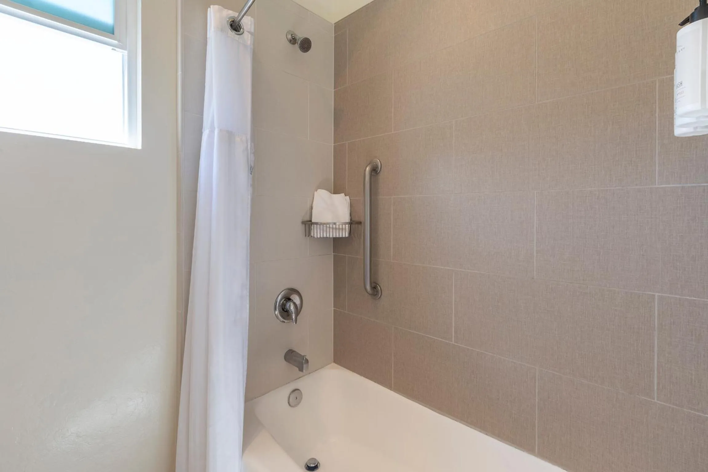 Bathroom in Wave Crest Resort