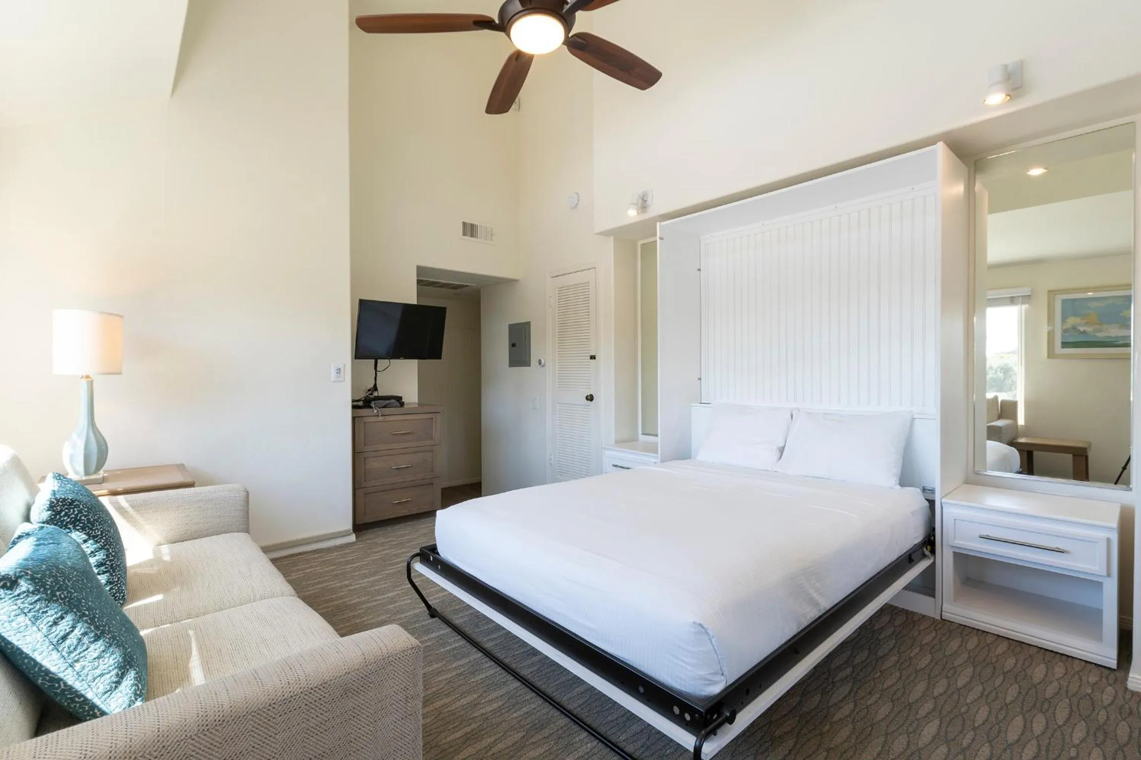 Bed in Wave Crest Resort