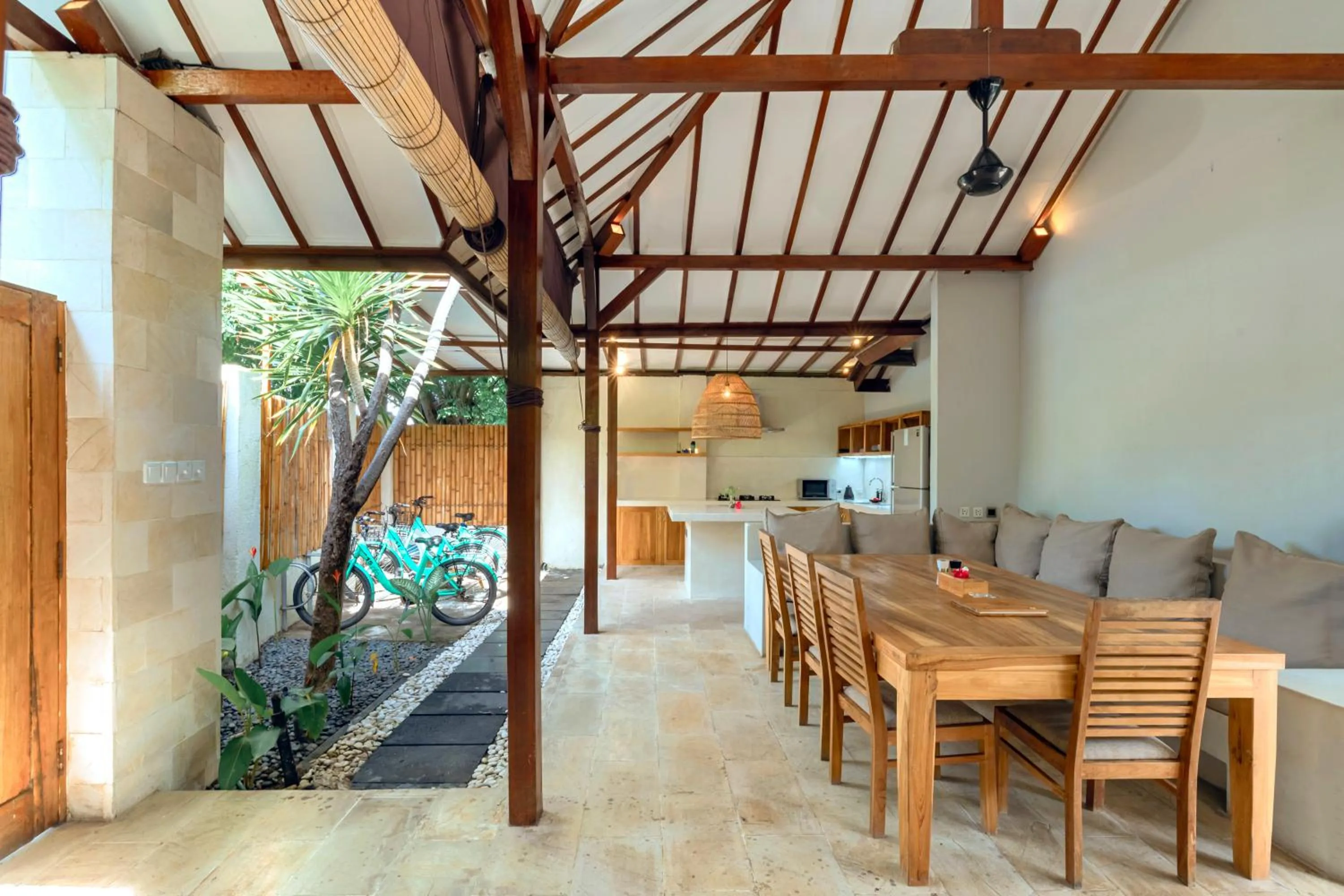 Dining area in Kelapa Villas