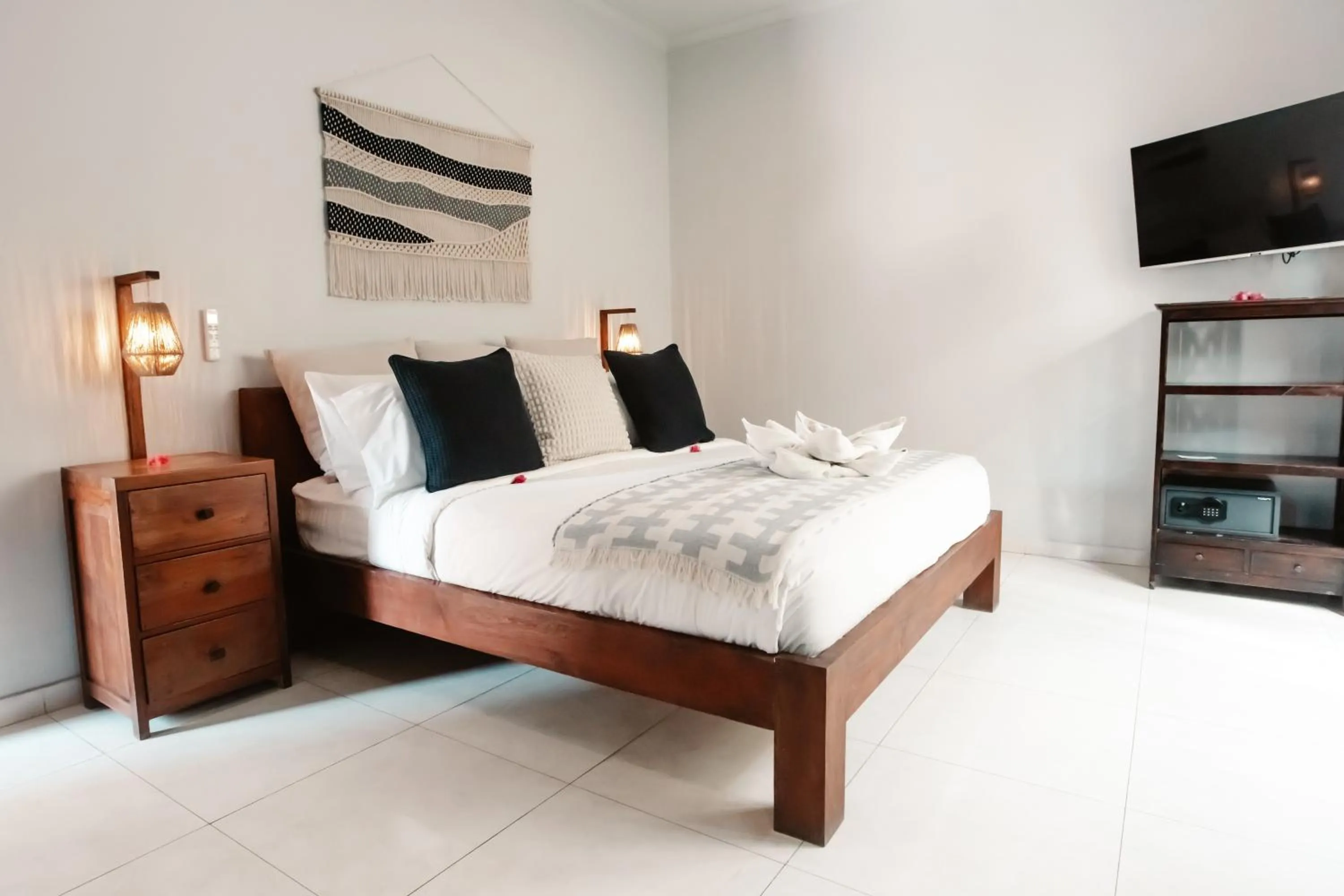 Bedroom, Bed in Kelapa Villas