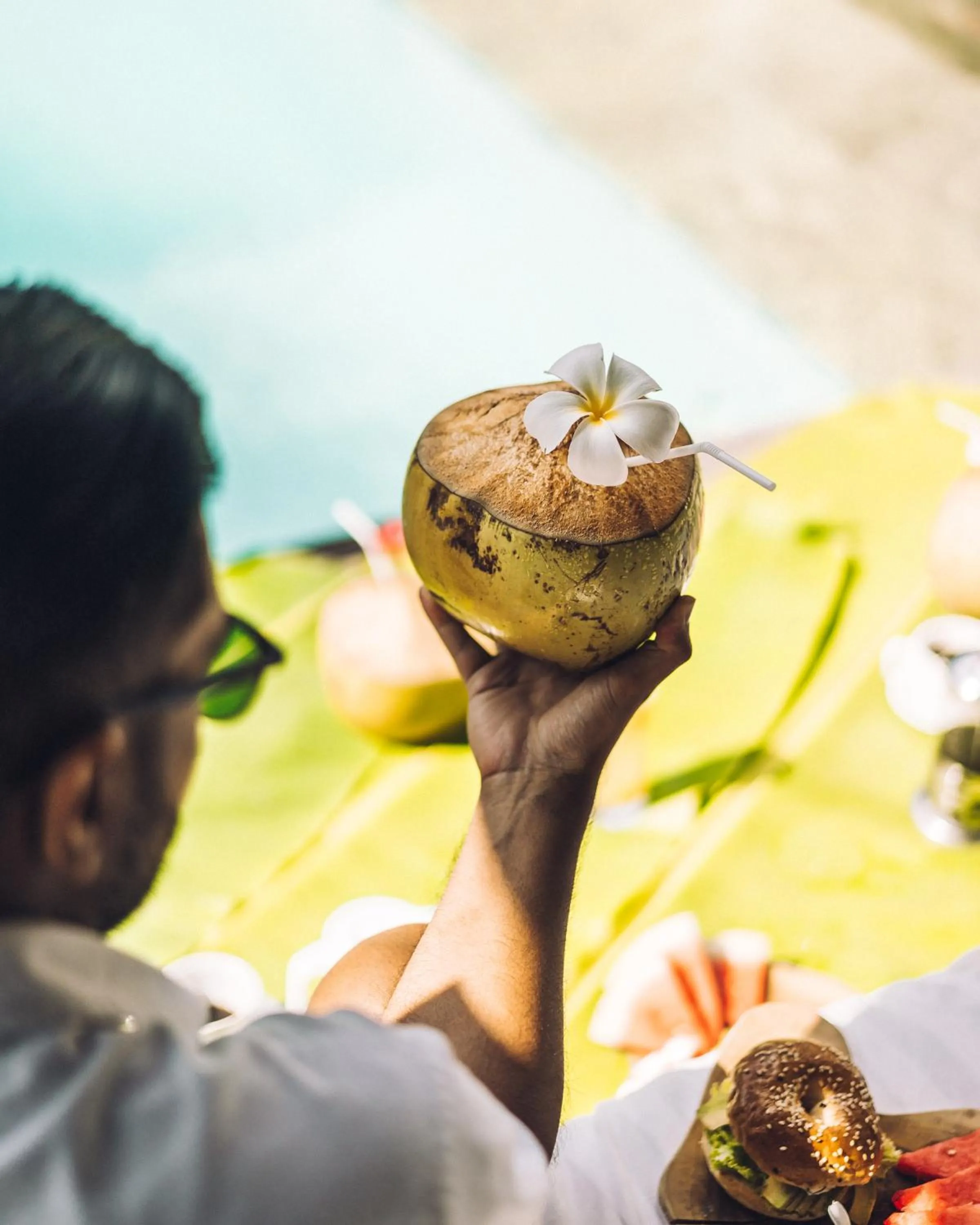 Restaurant/places to eat in Kelapa Villas