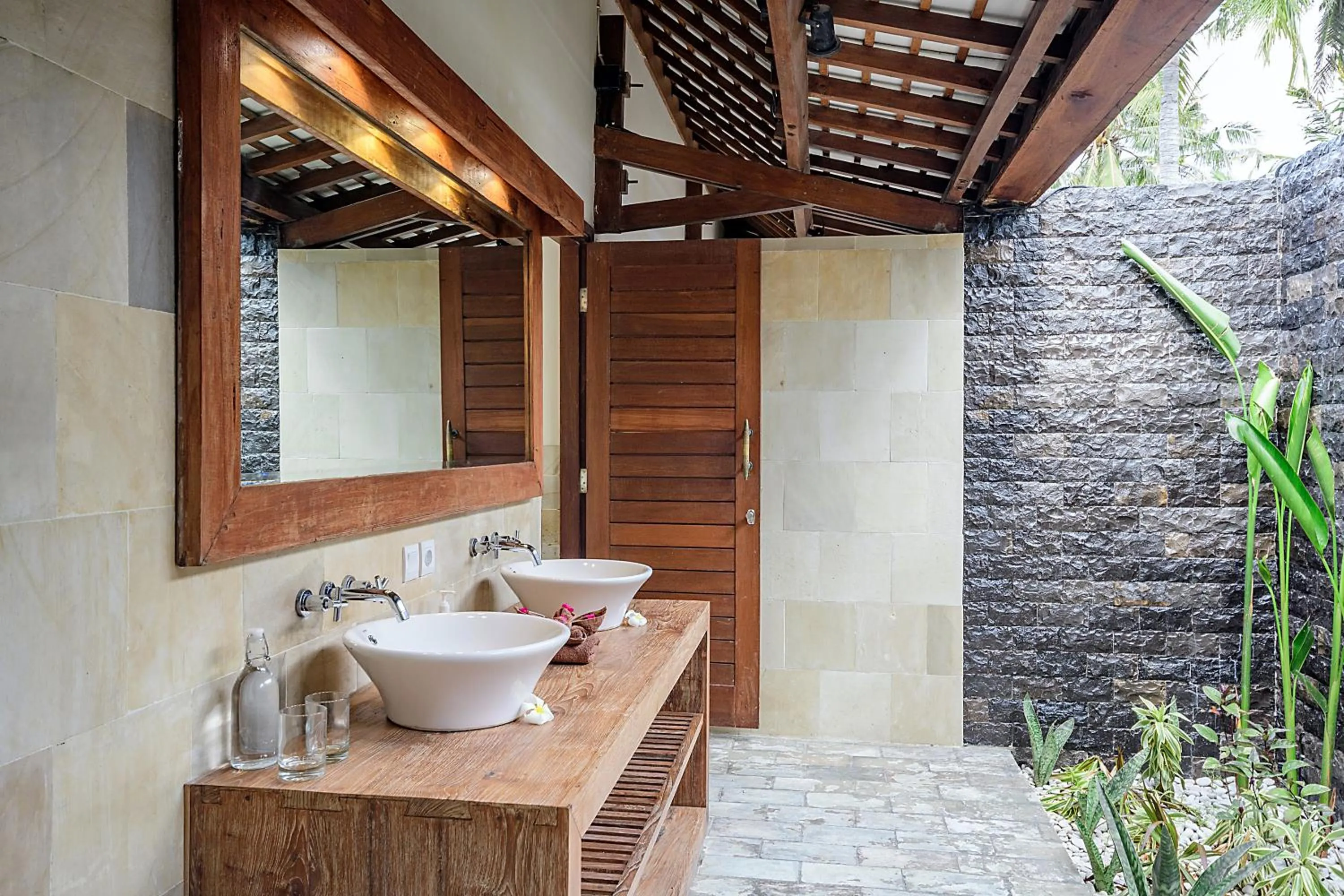 Bathroom in Kelapa Villas
