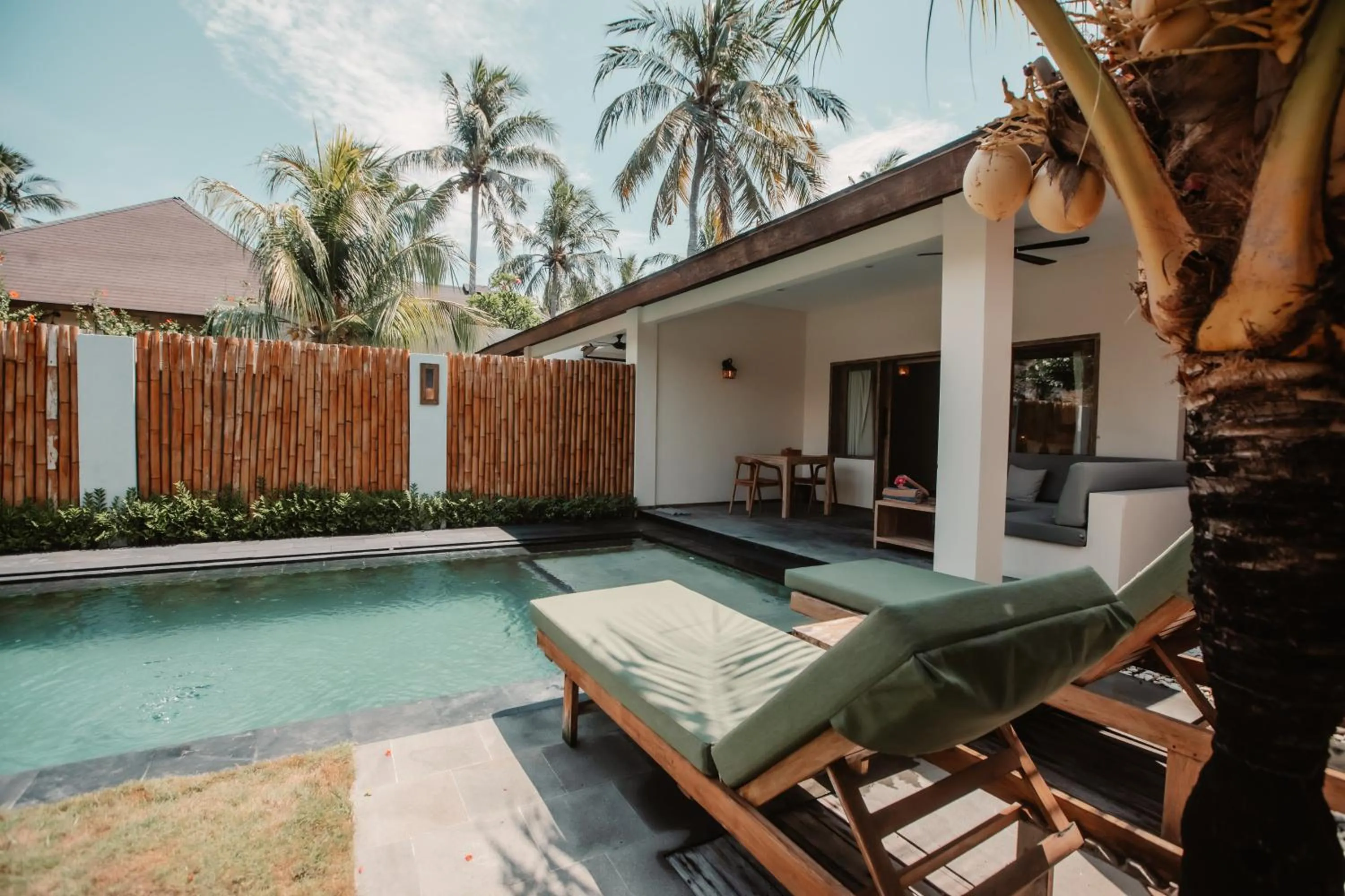 Swimming pool in Kelapa Villas