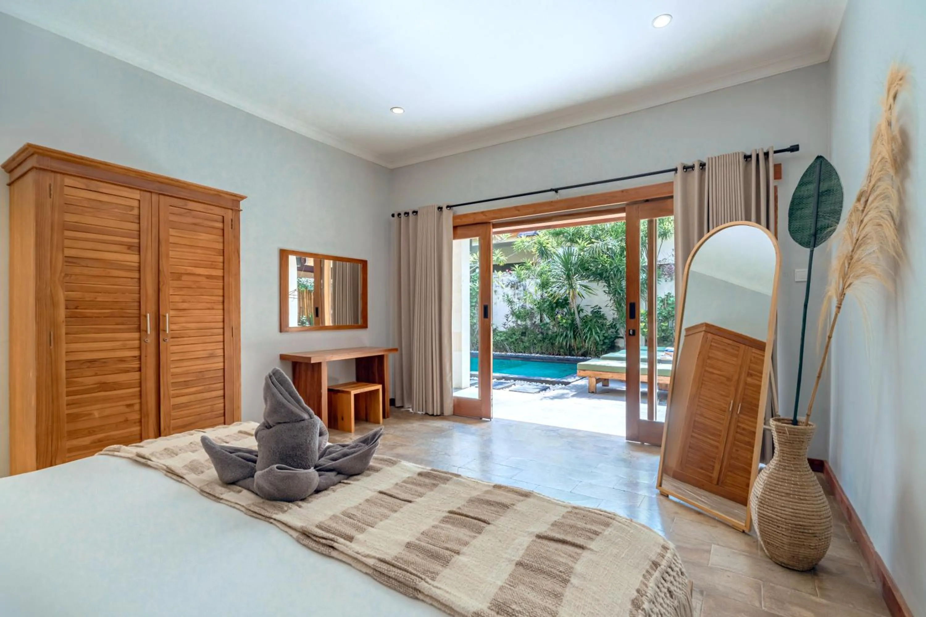 Bedroom, Bed in Kelapa Villas