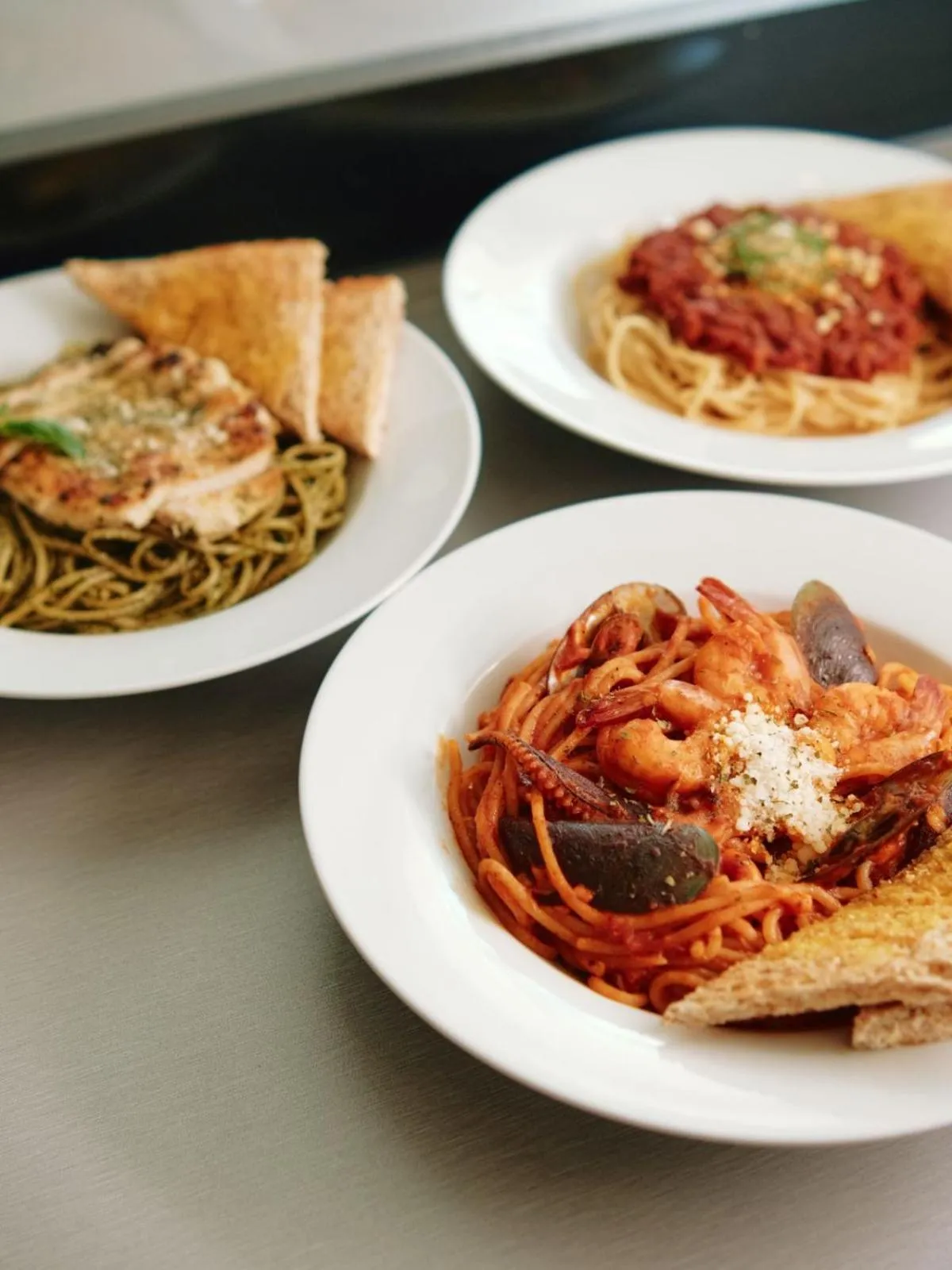 Restaurant/places to eat in Casa Veles Hotel