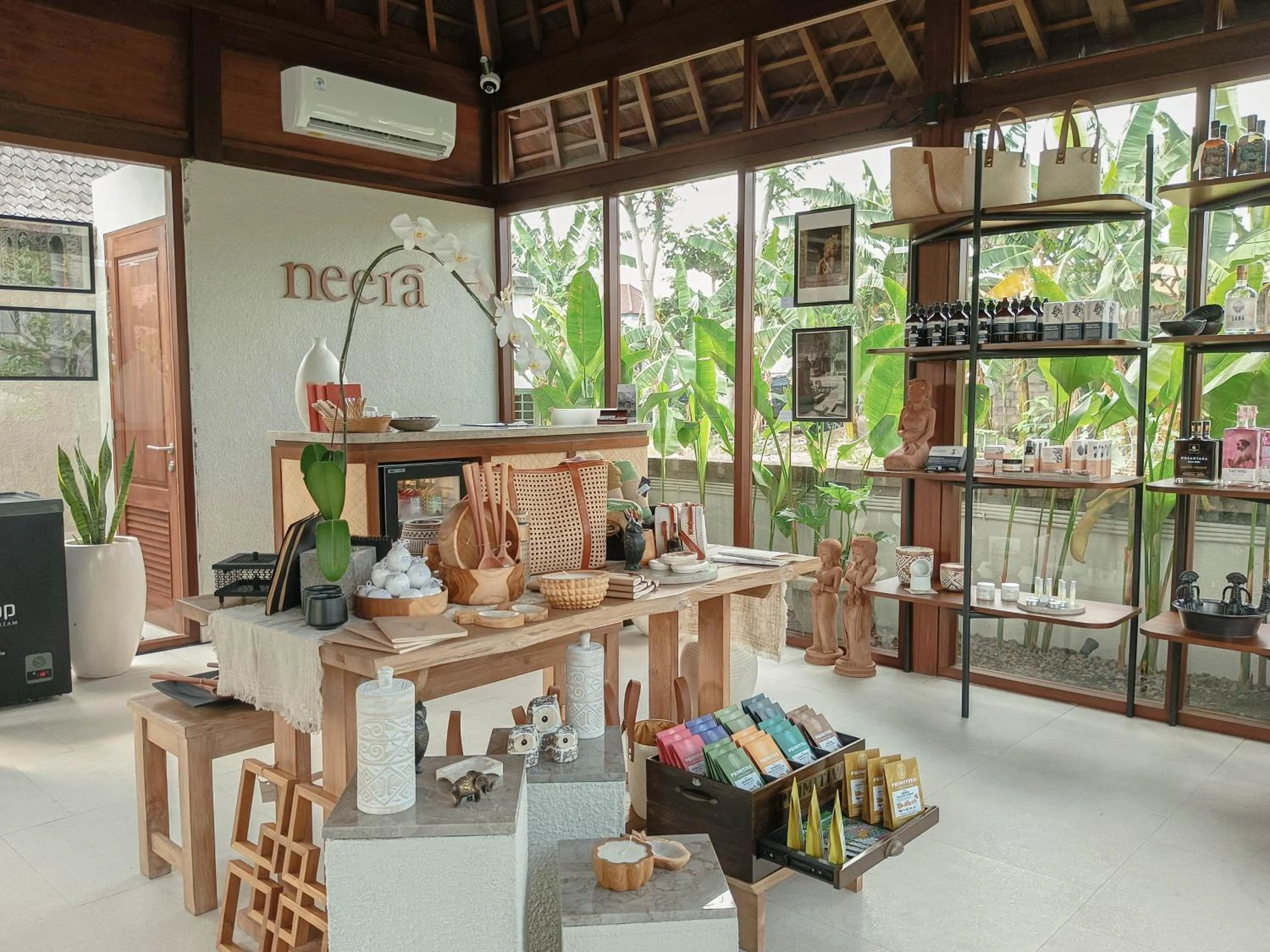 Shopping Area in Villa Air Bali Boutique Resort and Spa