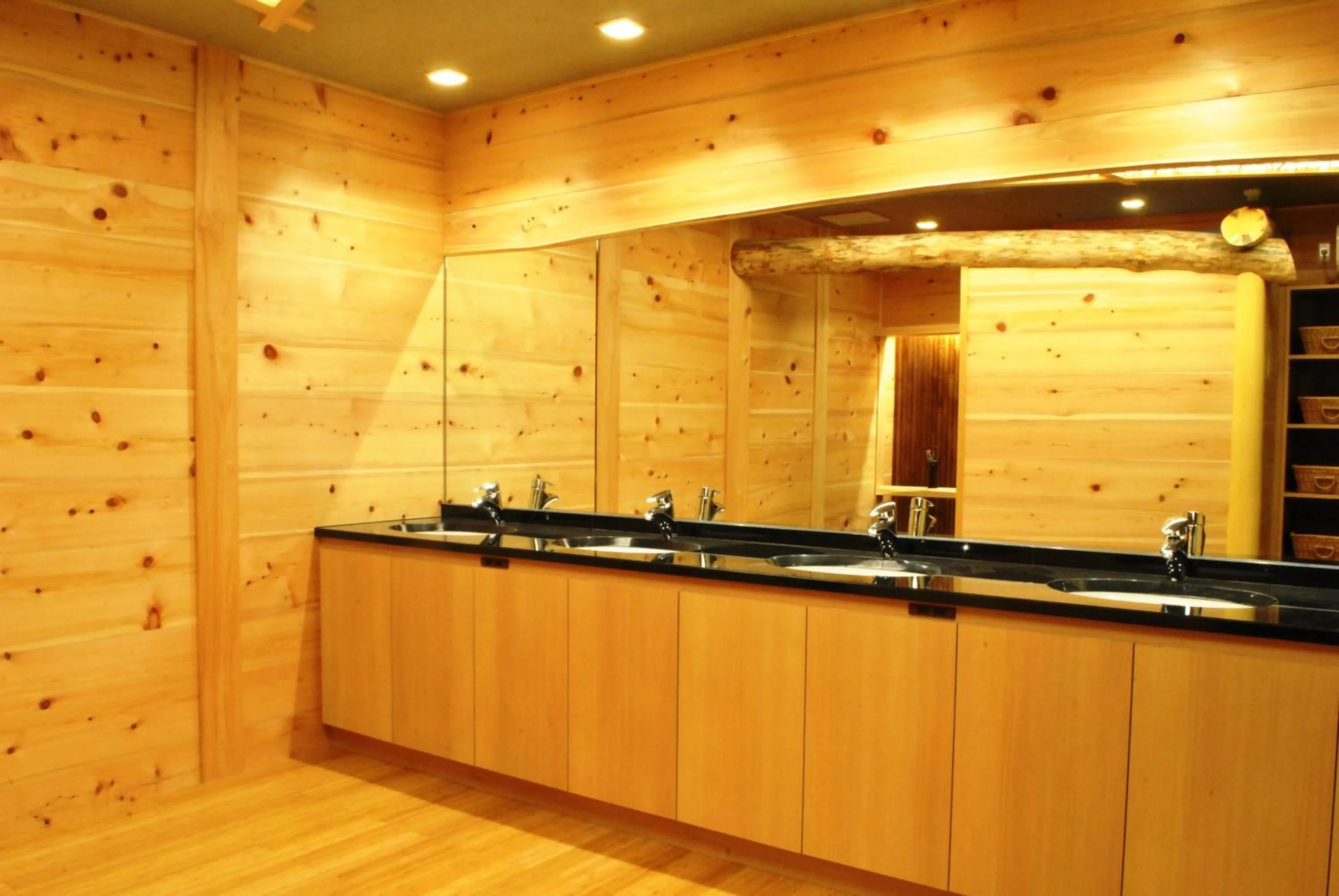 Spa and wellness centre/facilities in Nissho Besso