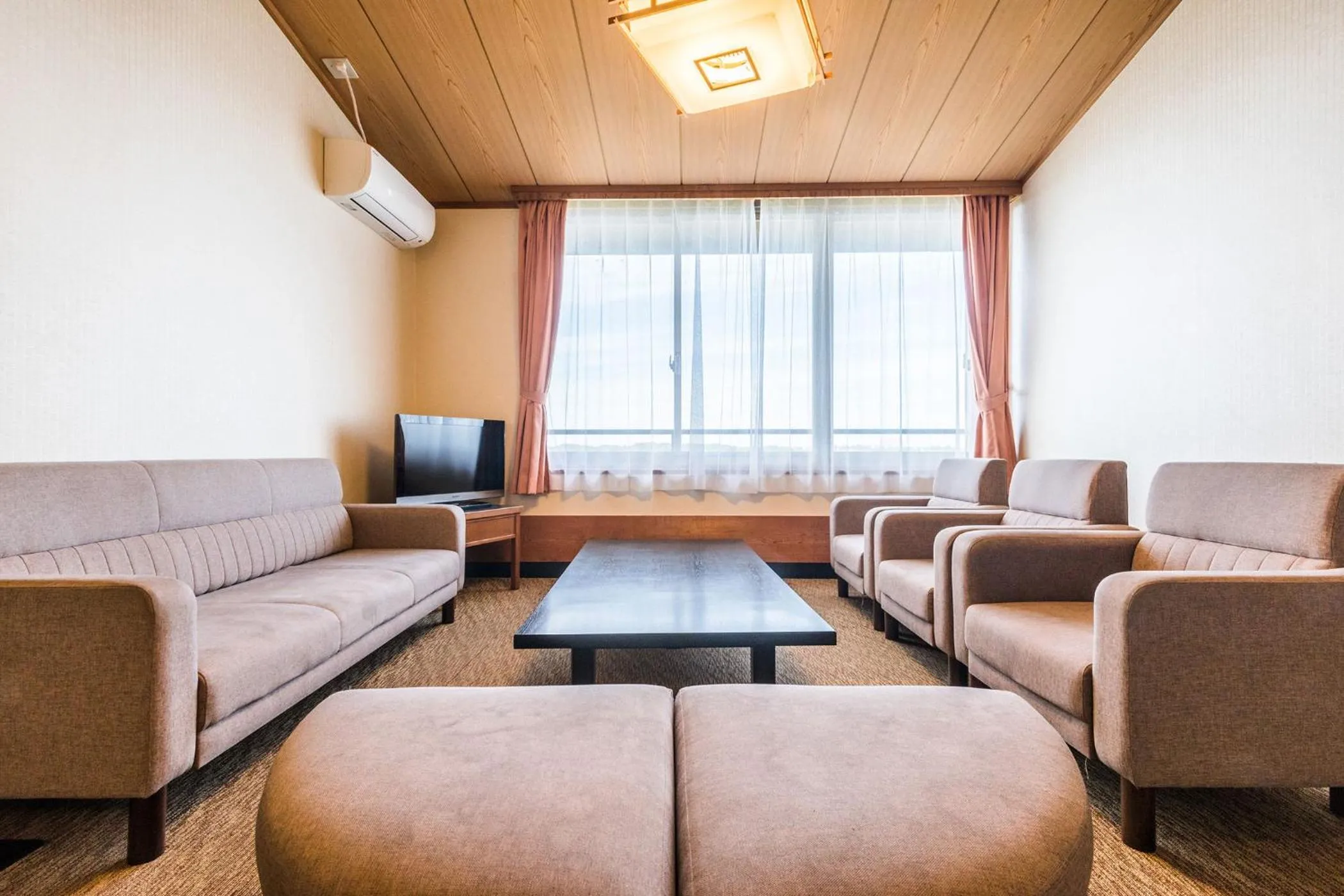 Photo of the whole room in Ooedo Onsen Monogatari Nagayama