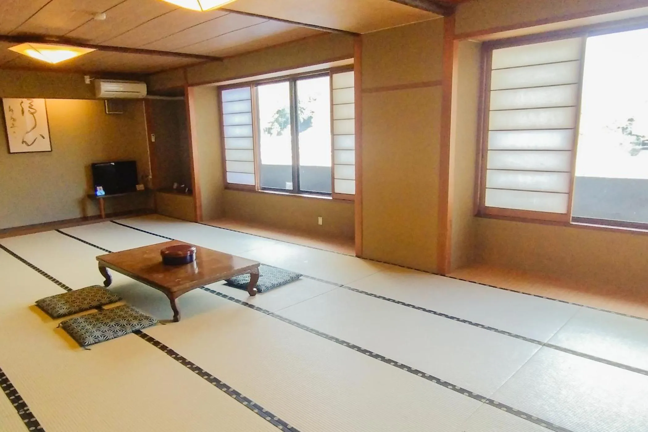 Photo of the whole room in Ooedo Onsen Monogatari Awara