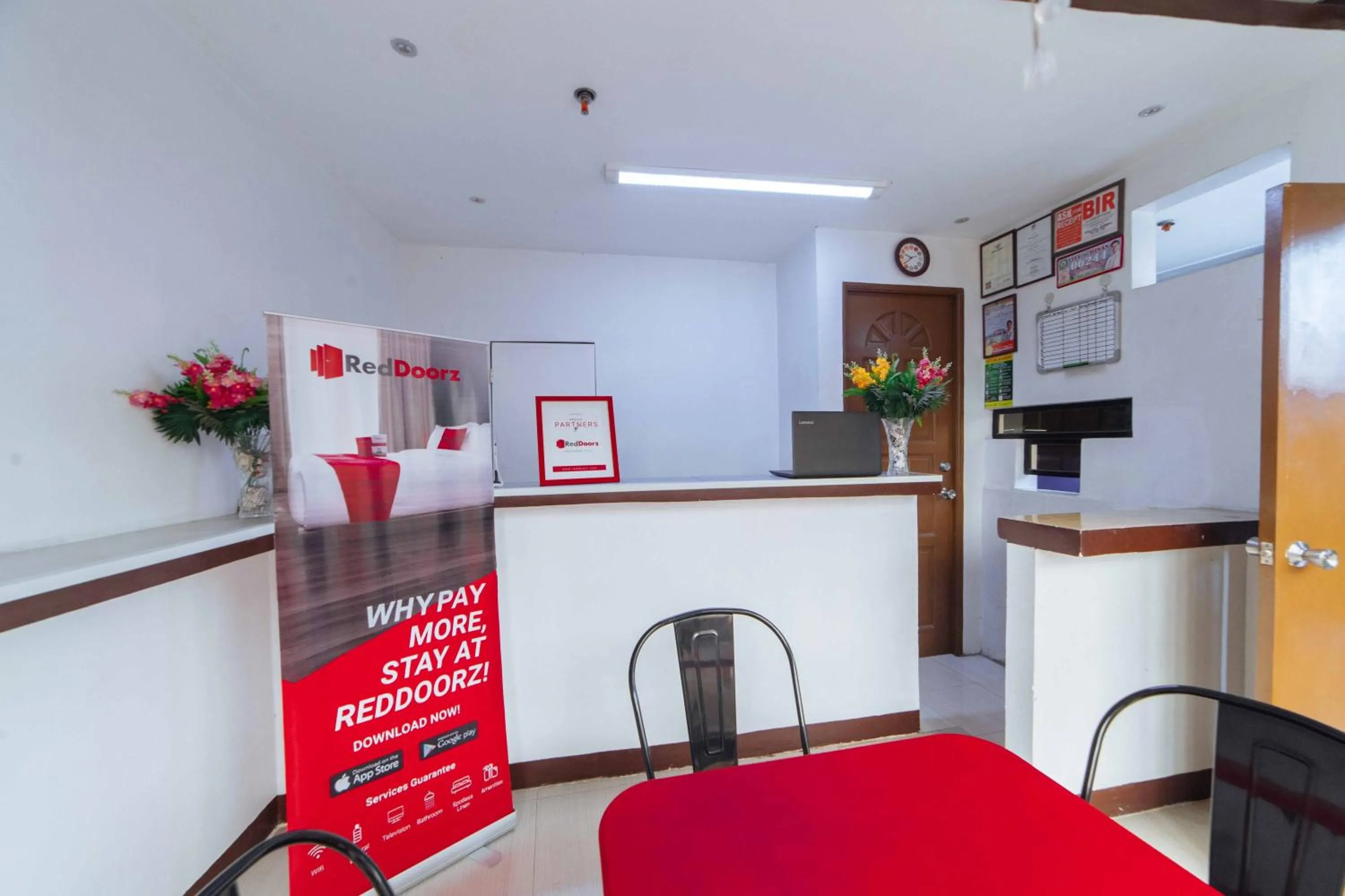 Lobby or reception in RedDoorz at San Antonio Binan Laguna