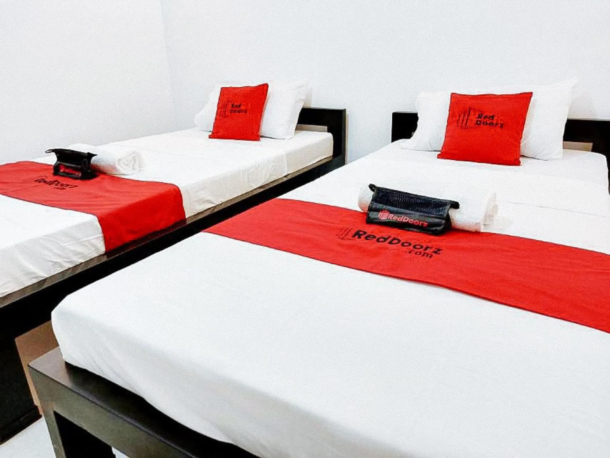 Bed in RedDoorz at San Antonio Binan Laguna