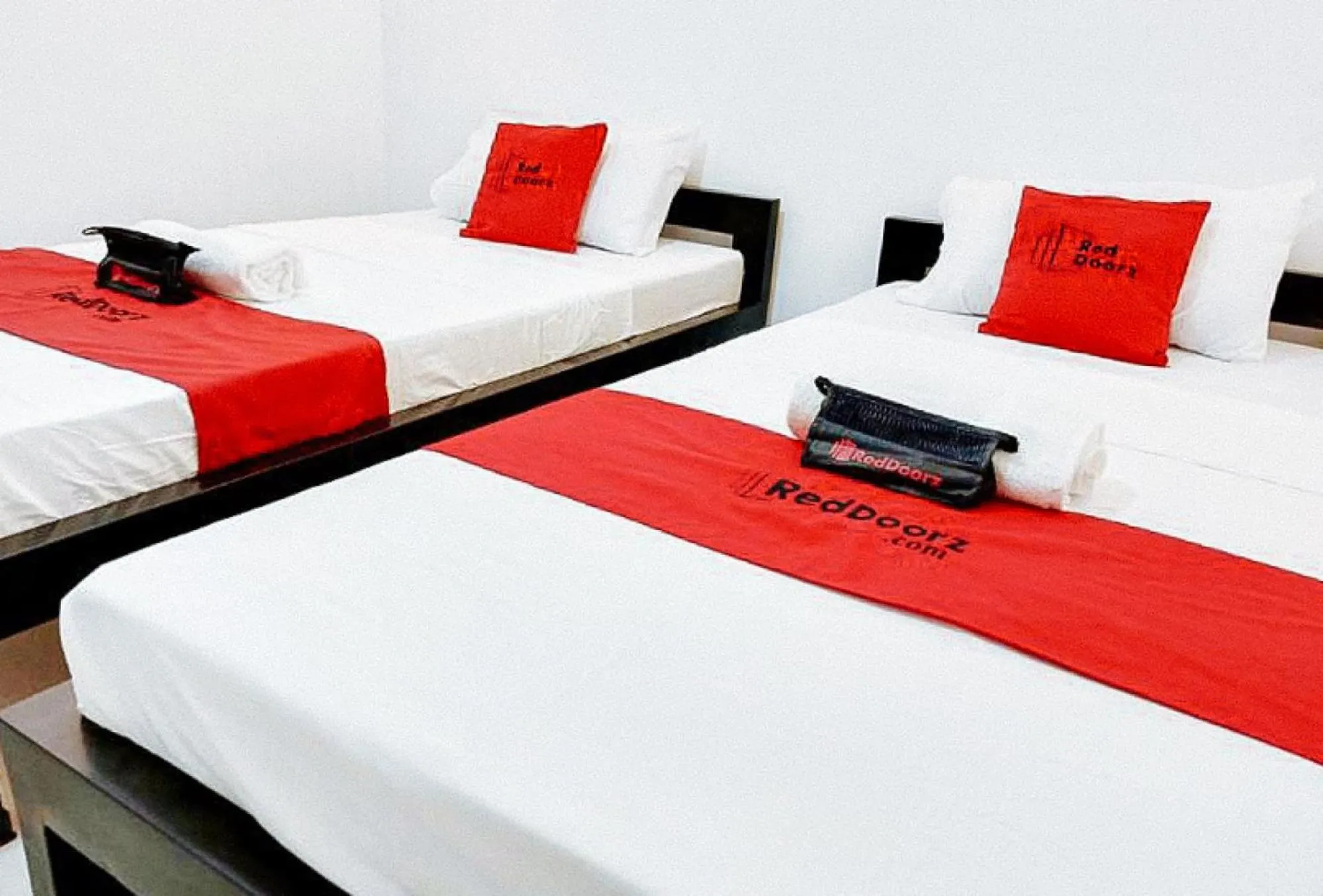 Bed in RedDoorz at San Antonio Binan Laguna