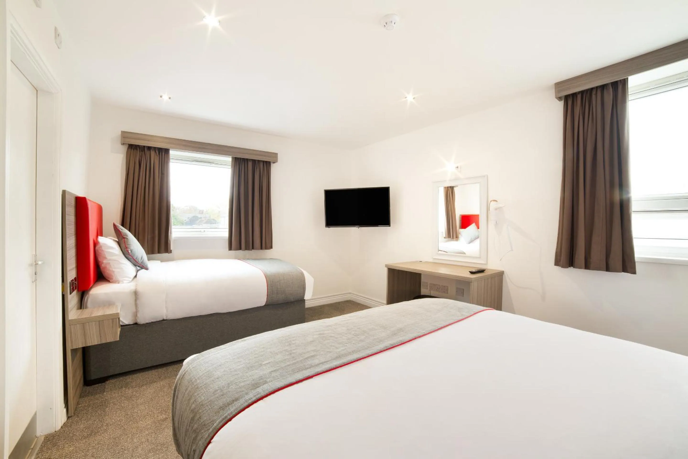 Bedroom, Bed in The Connaught Hotel Wolverhampton