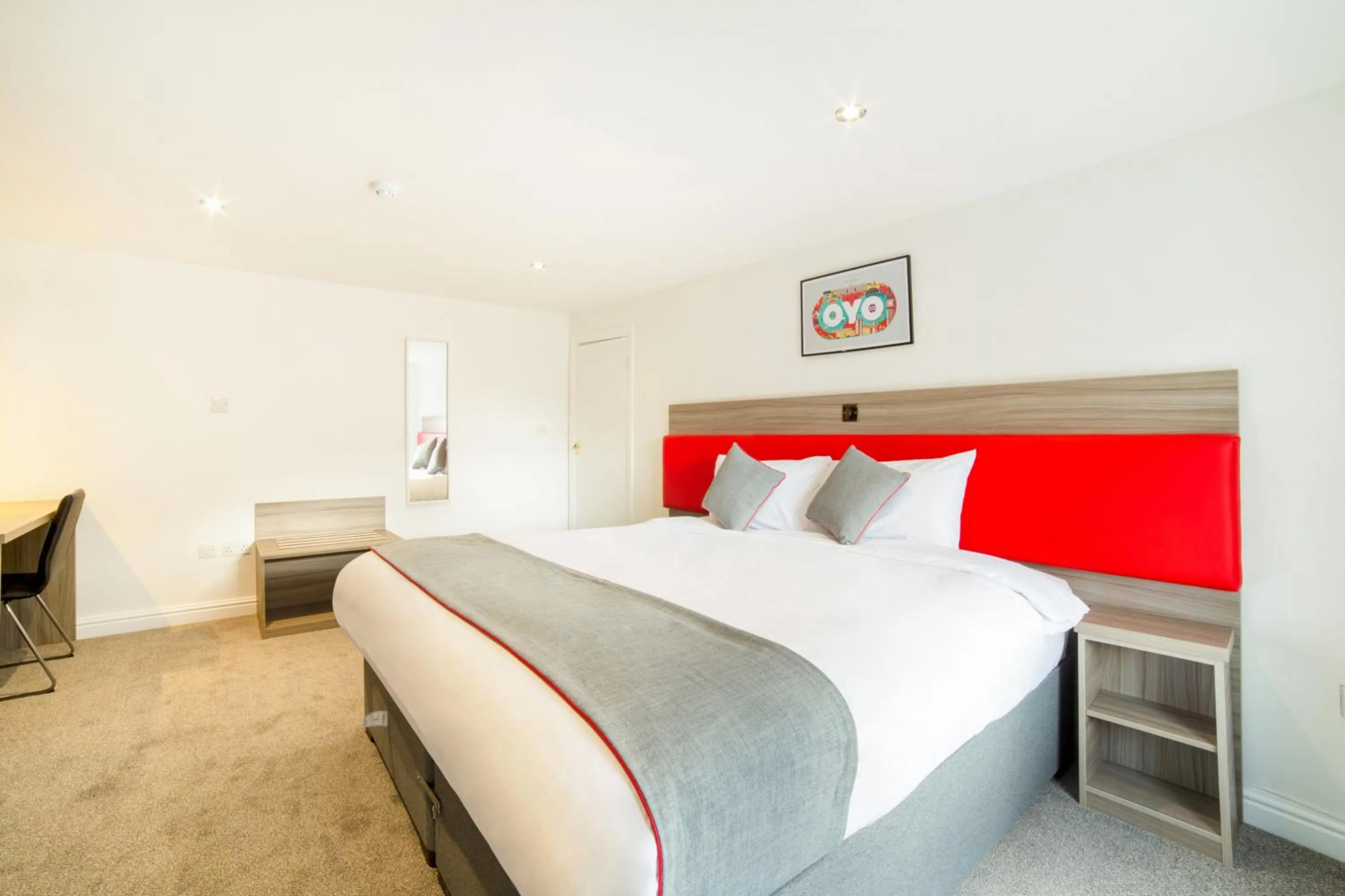 Bed in The Connaught Hotel Wolverhampton