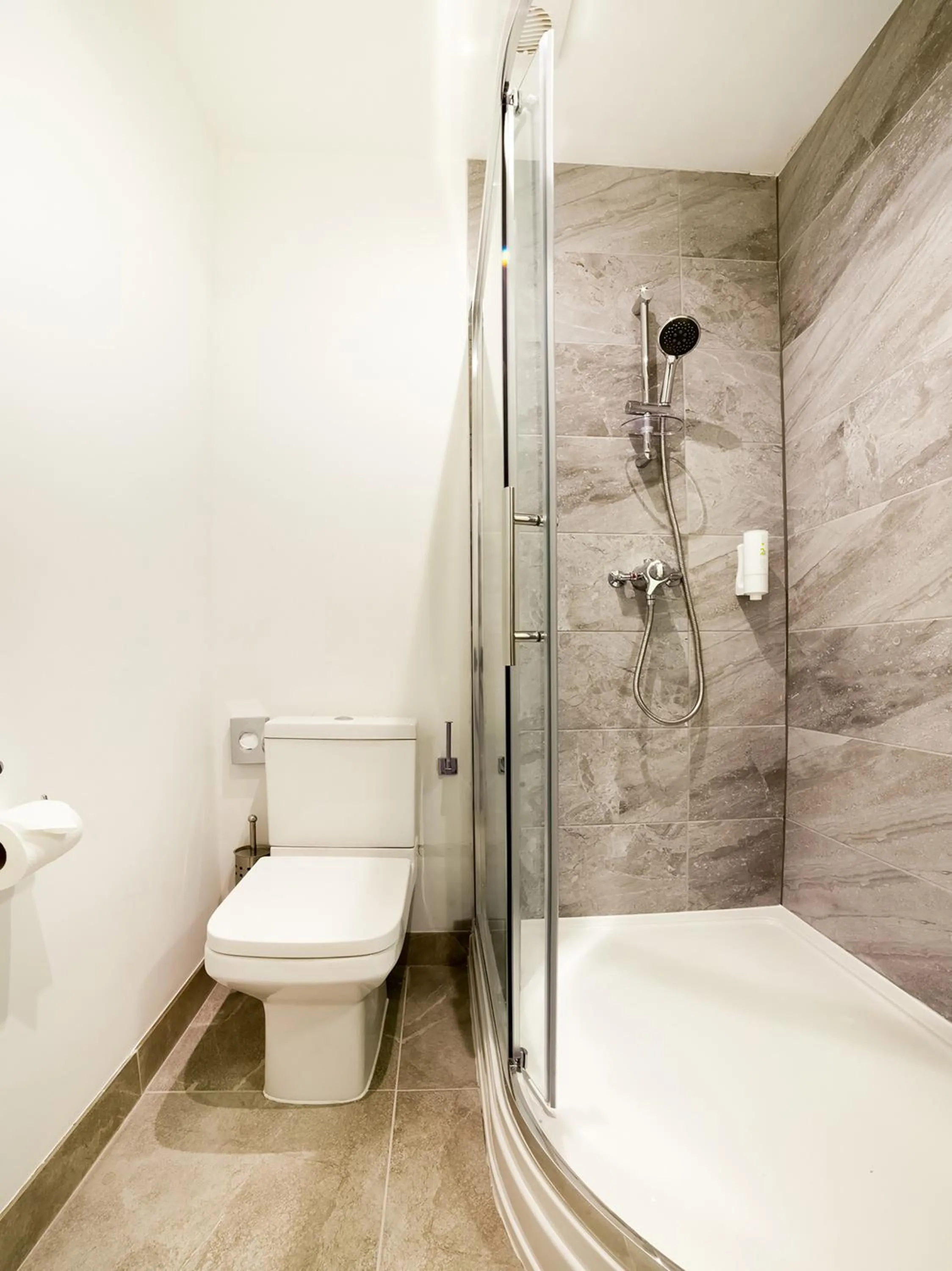 Shower in The Connaught Hotel Wolverhampton