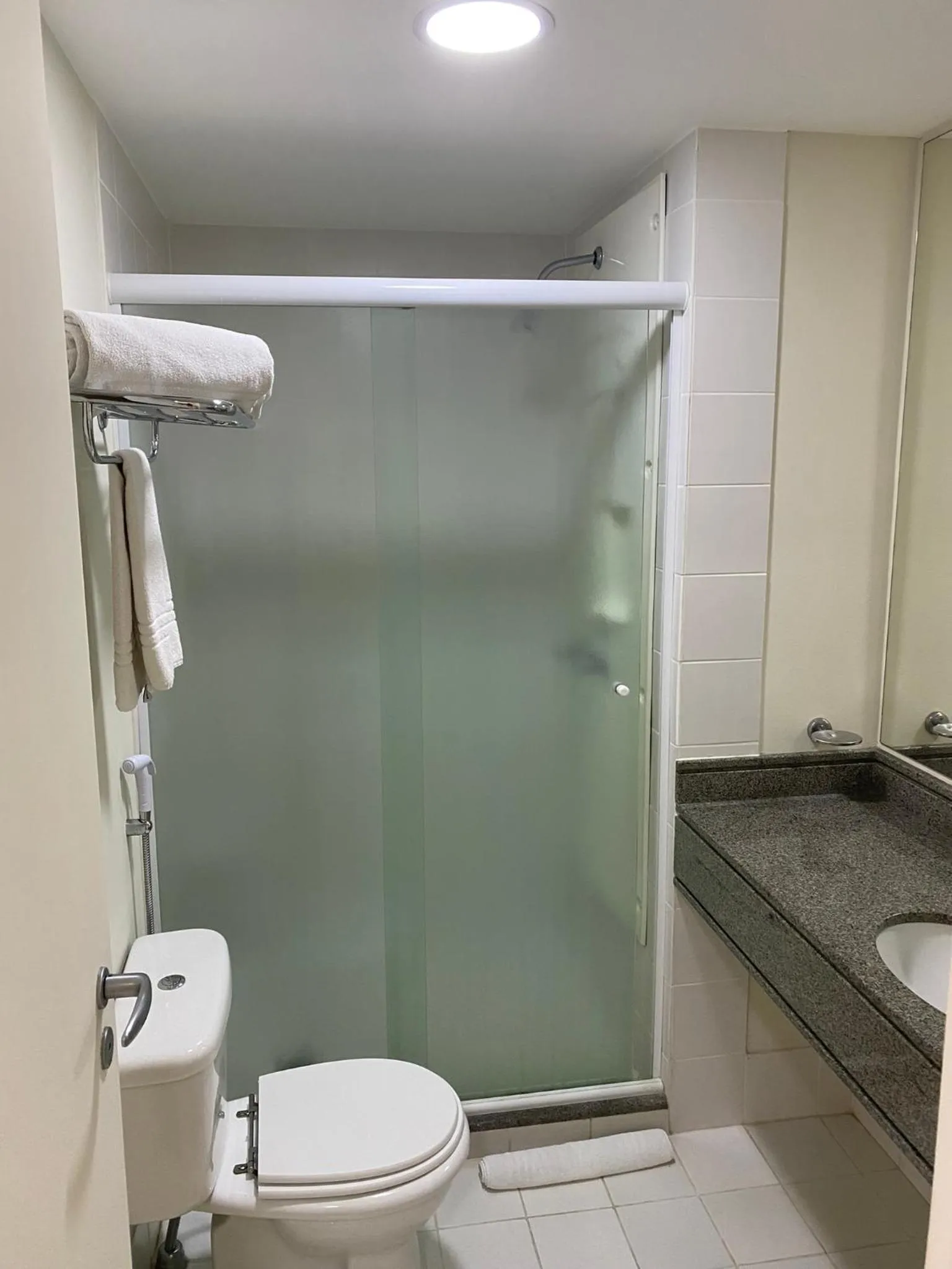 Charmoso Flat em frente ao Aeroporto de Congonhas