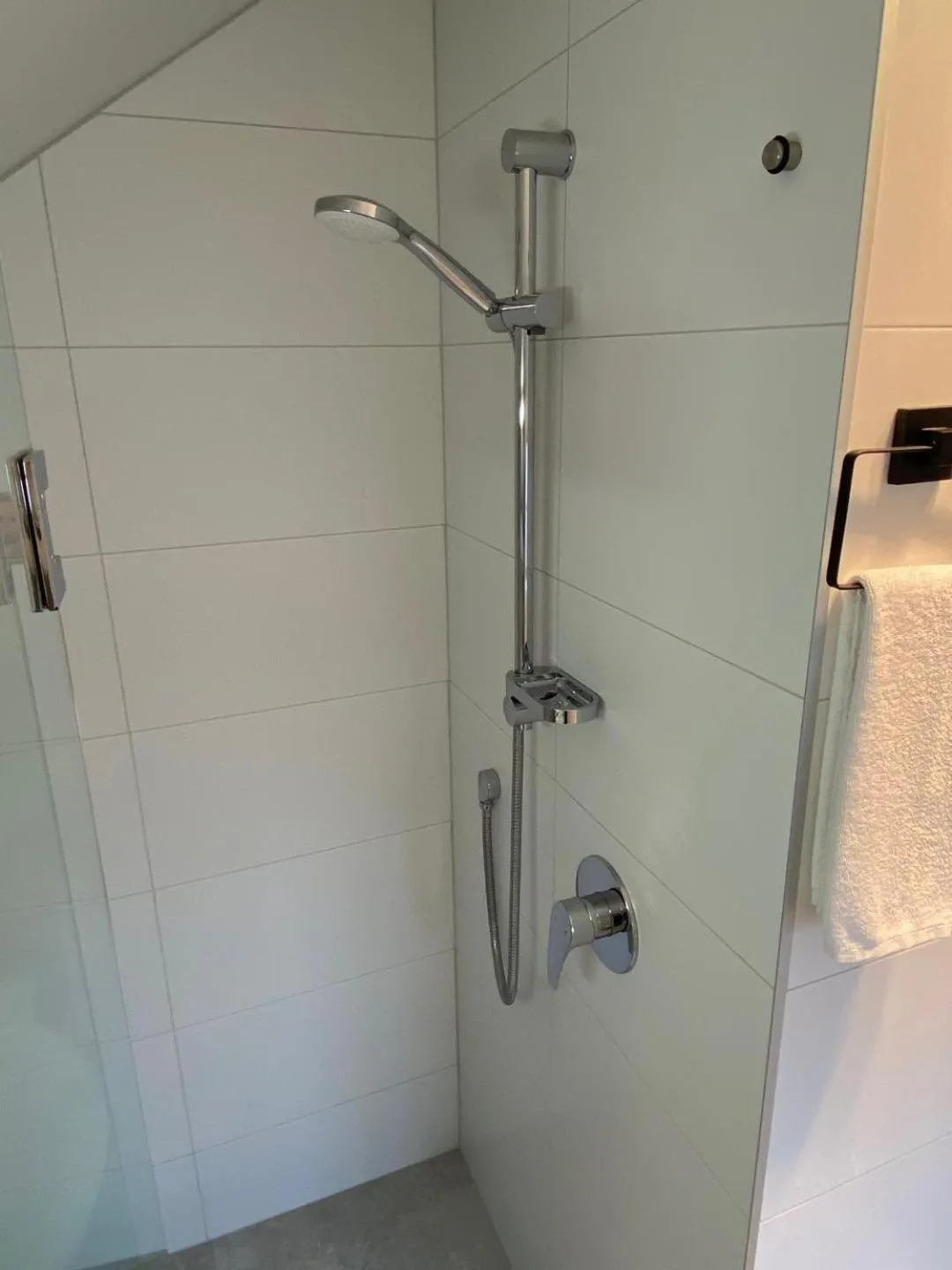 Shower in Southern Comfort Motel