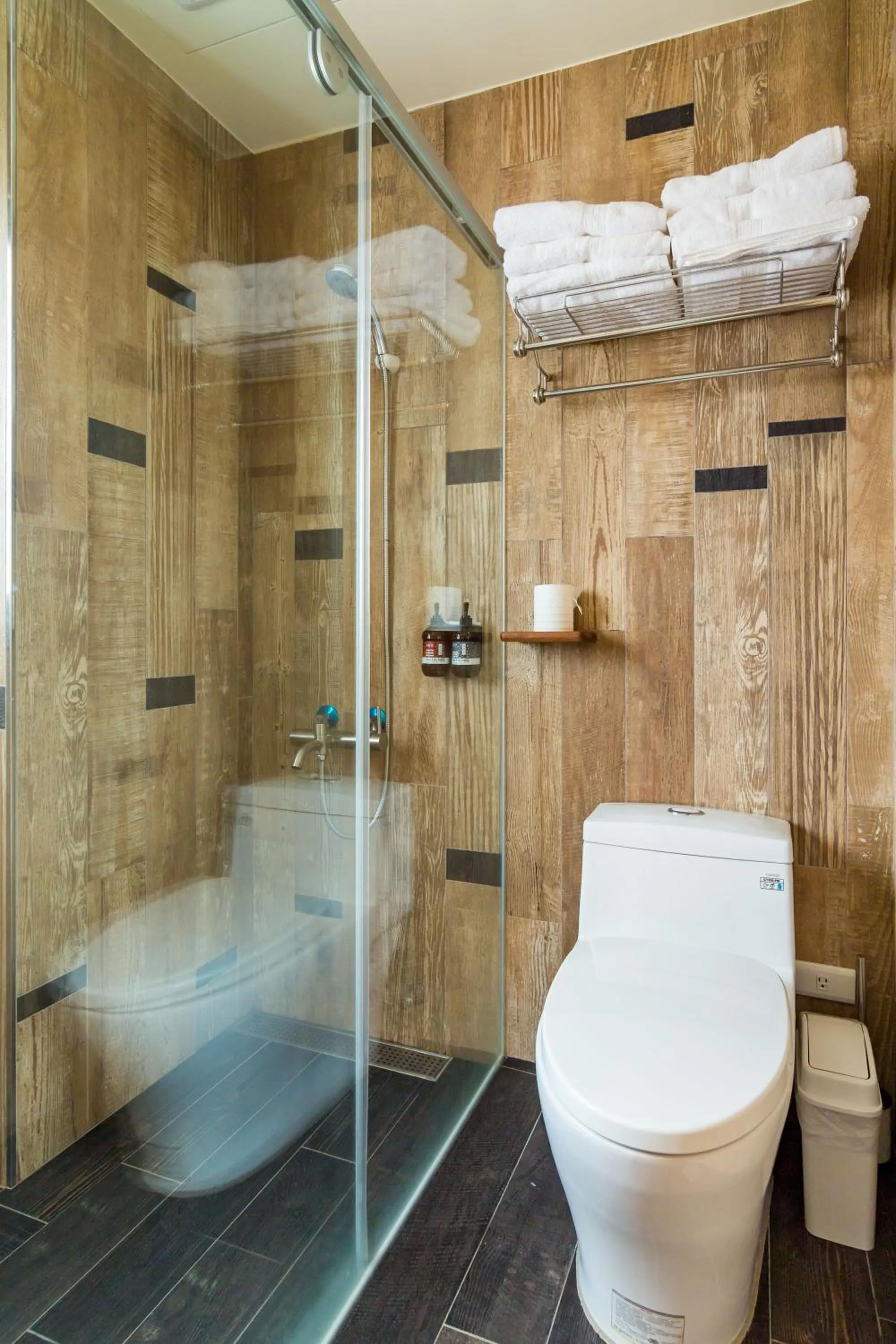 Decorative detail in Party of the Ocean B&B