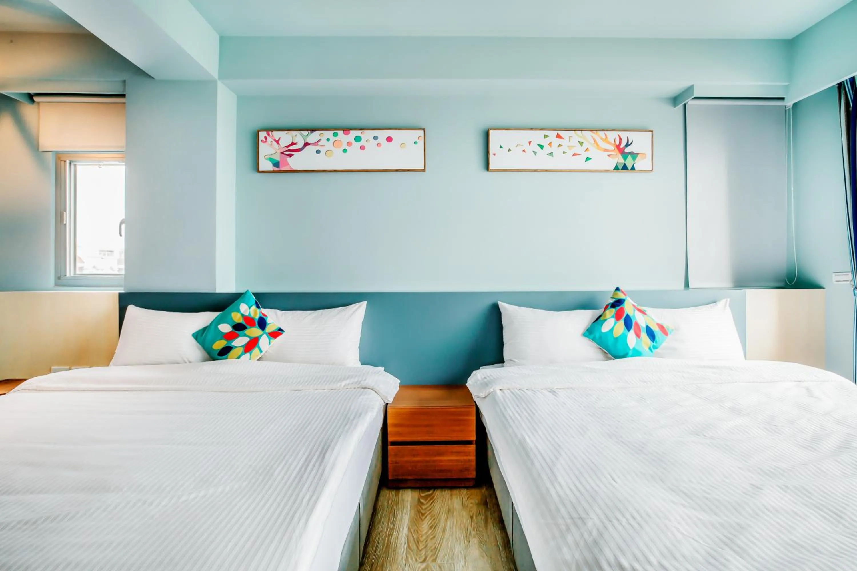 Decorative detail, Bed in Party of the Ocean B&B