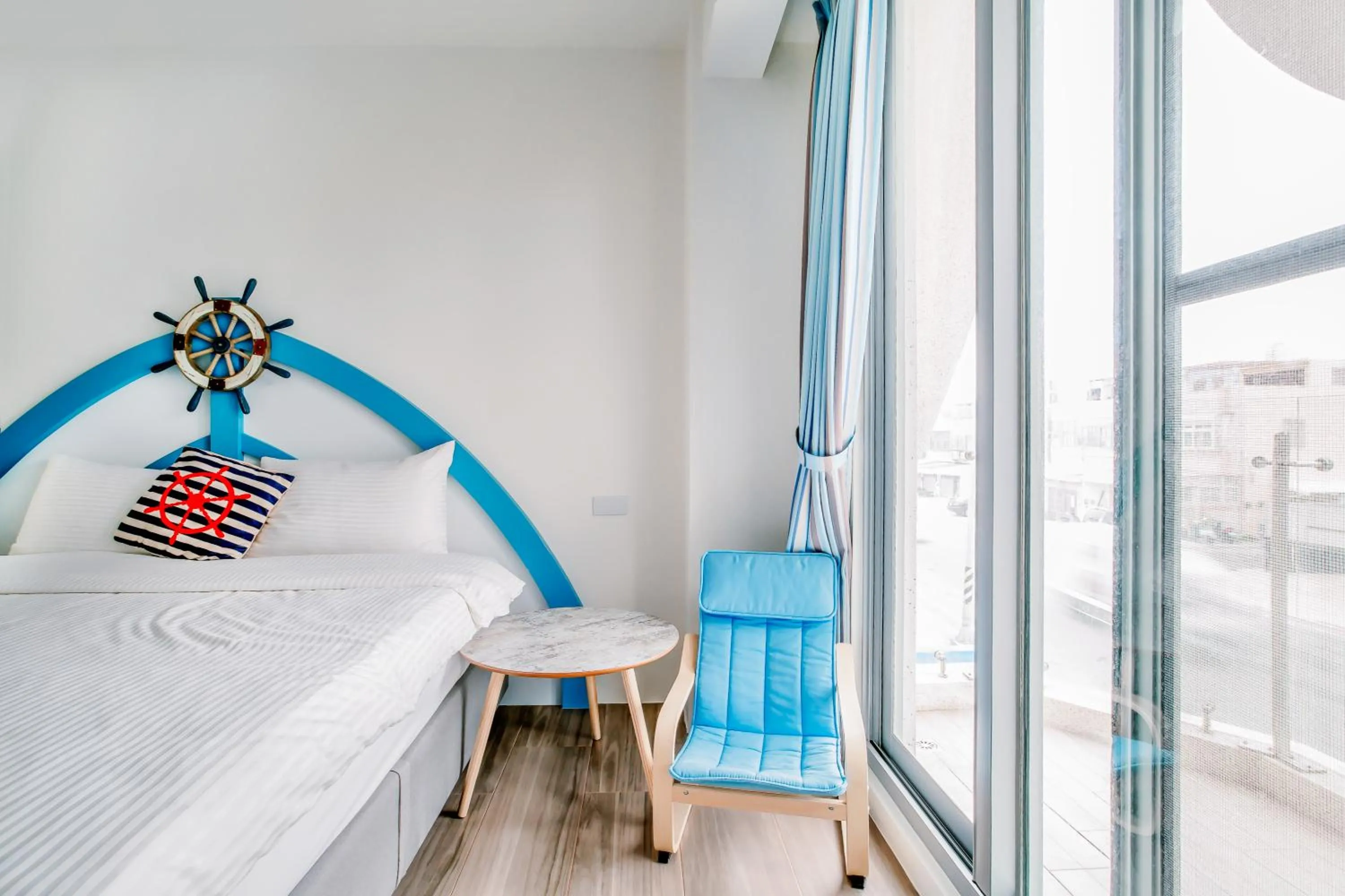 Decorative detail, Bed in Party of the Ocean B&B