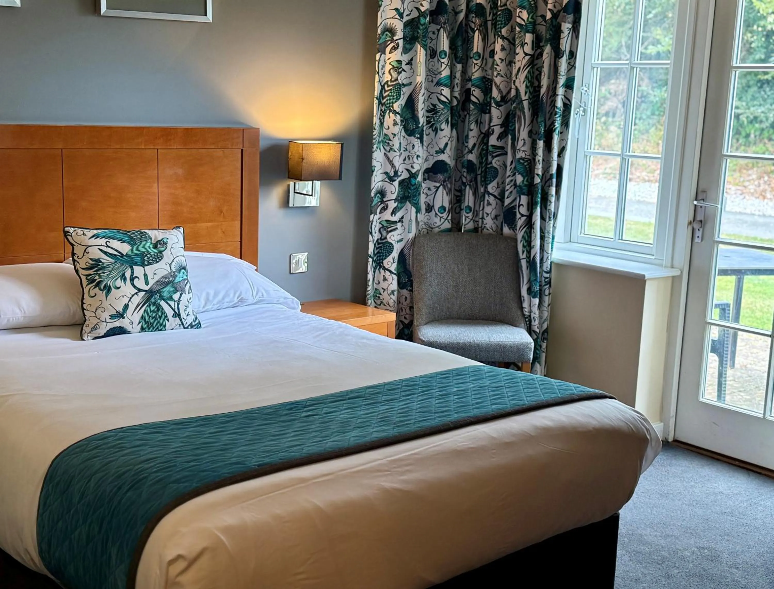 Bedroom, Bed in Wild Pheasant Hotel & Spa