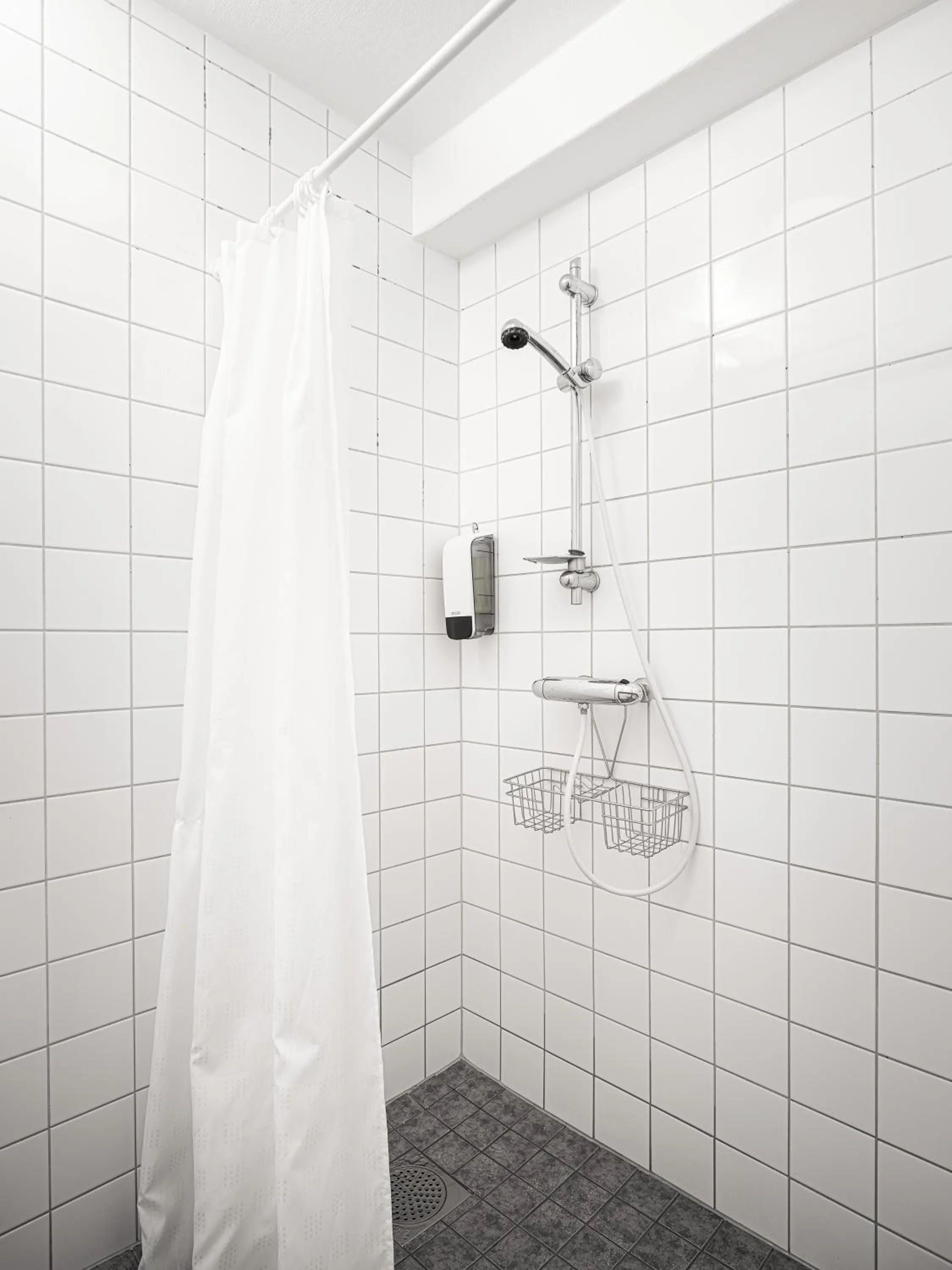 Shower in Norrland YMCA Hostel Umeå