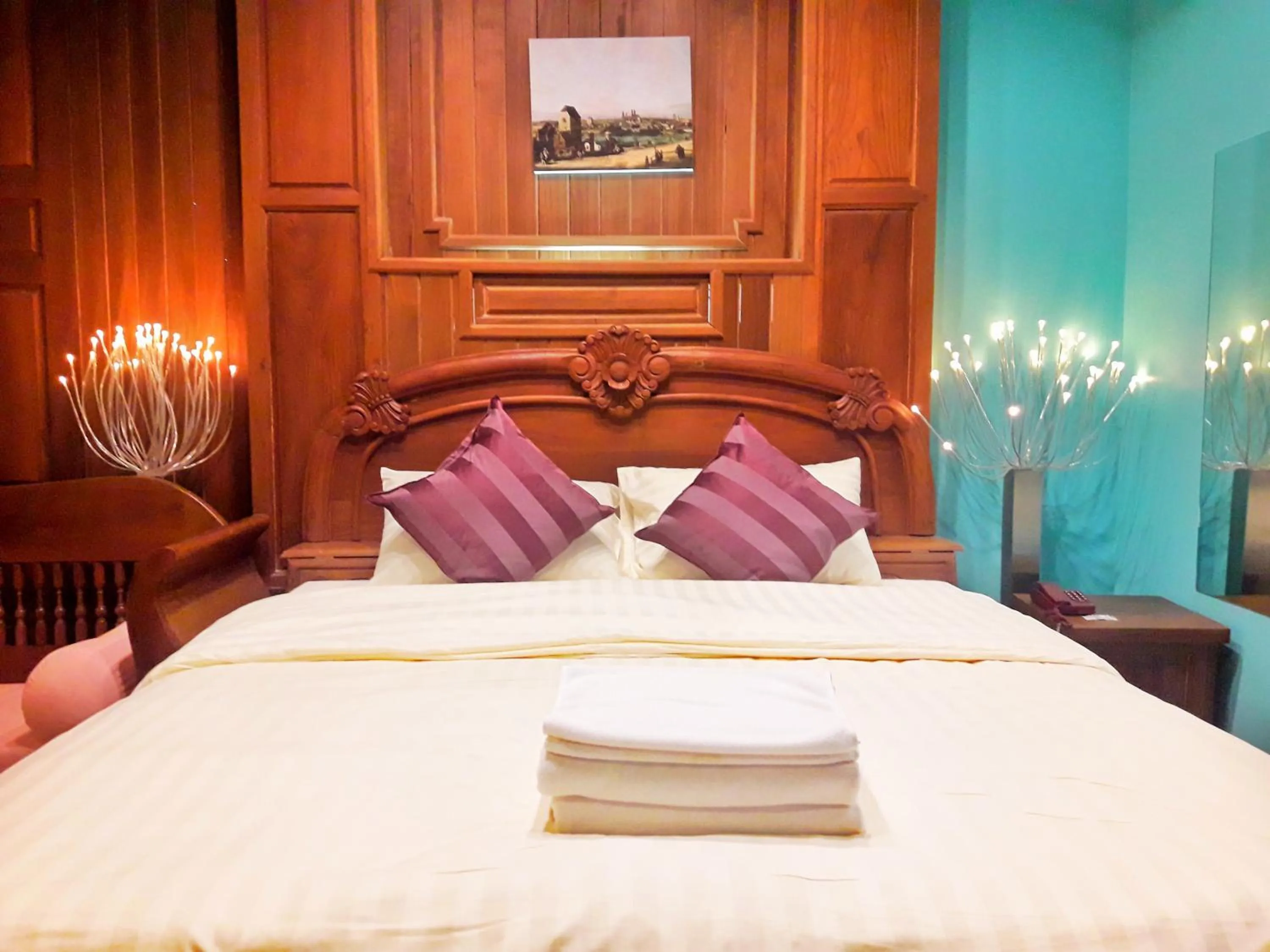 Bedroom, Bed in S48 Hotel