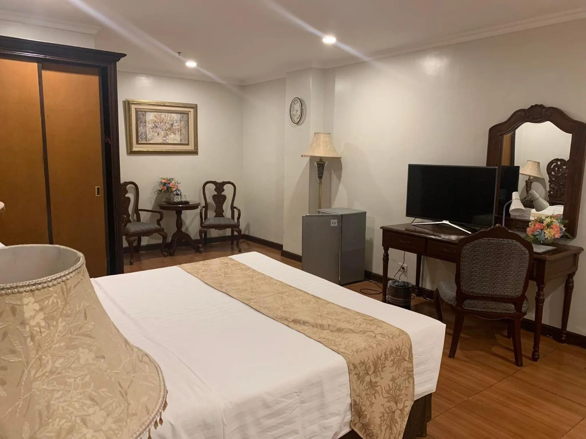 Bed in Crown Royale Hotel