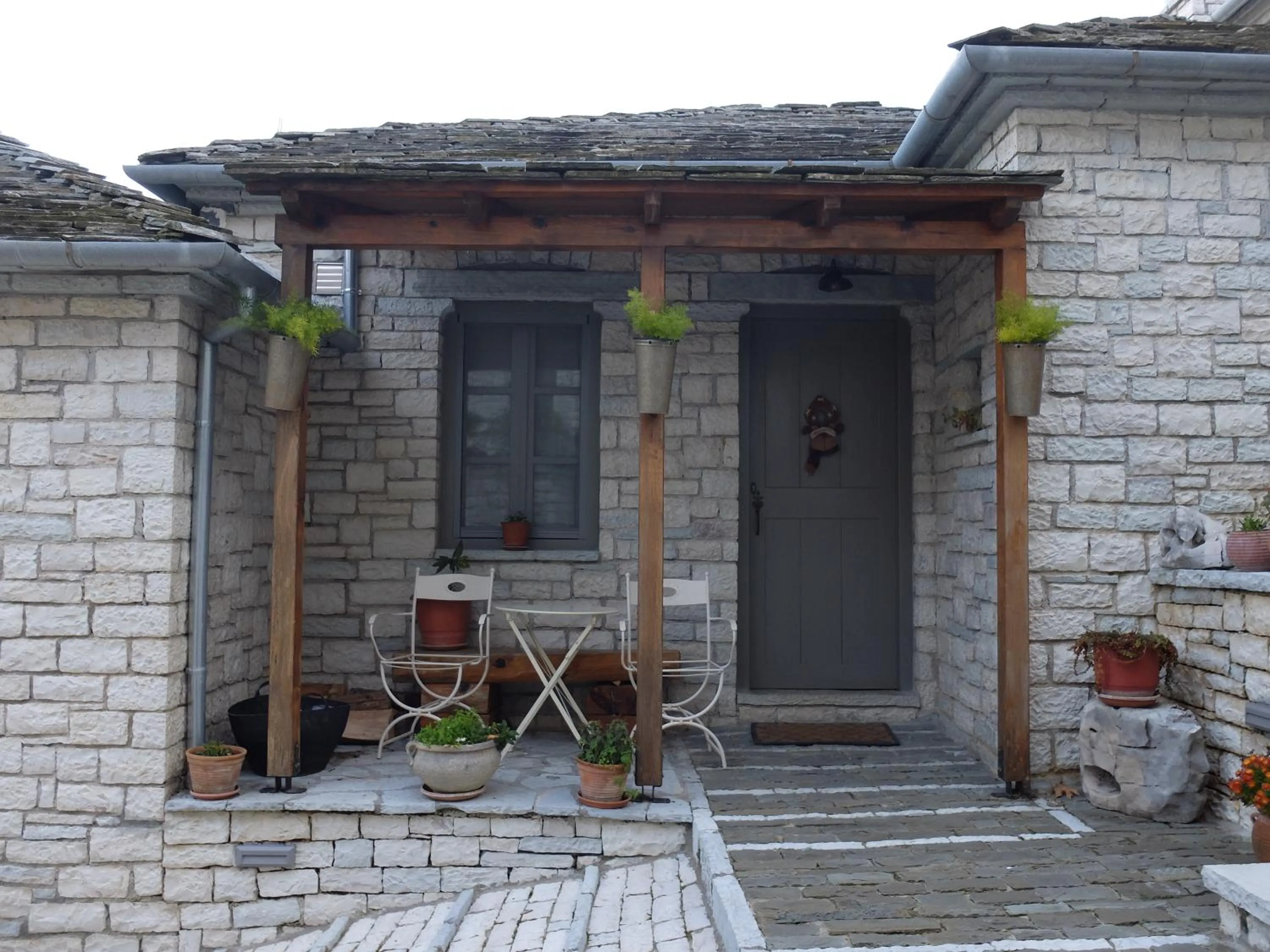 Facade/entrance in Artsistas Houses