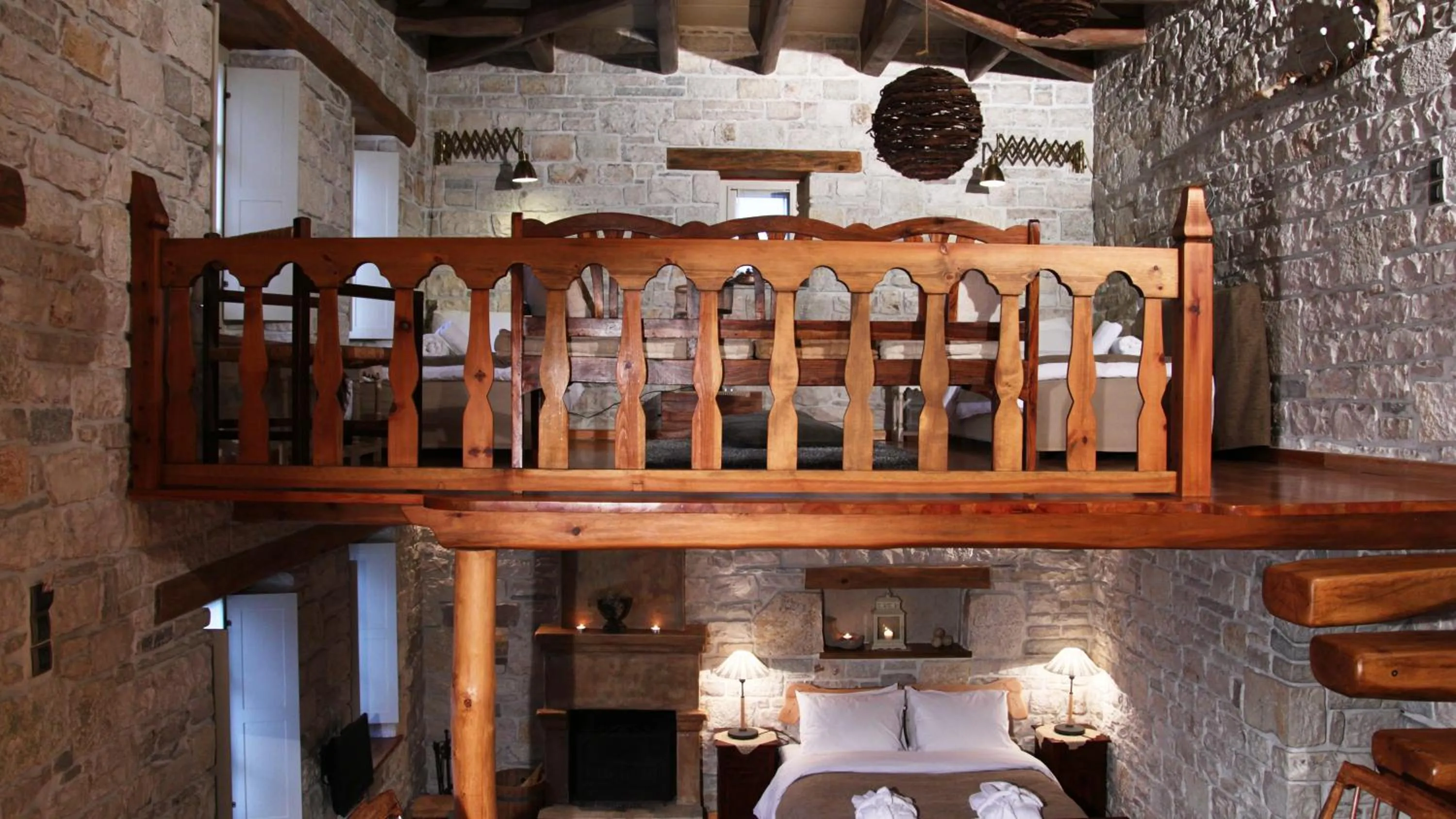 Bed in Artsistas Houses