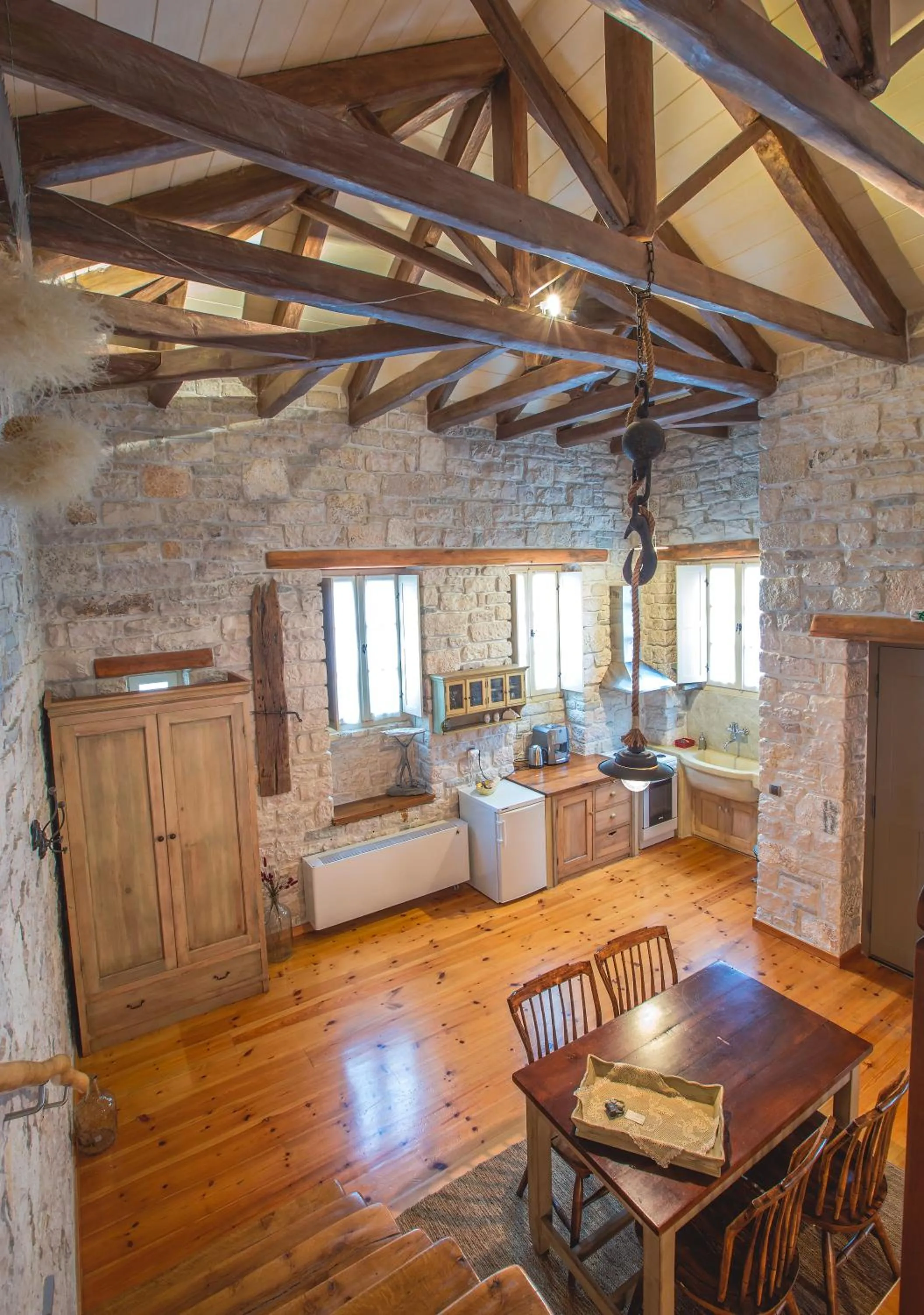 Photo of the whole room in Artsistas Houses