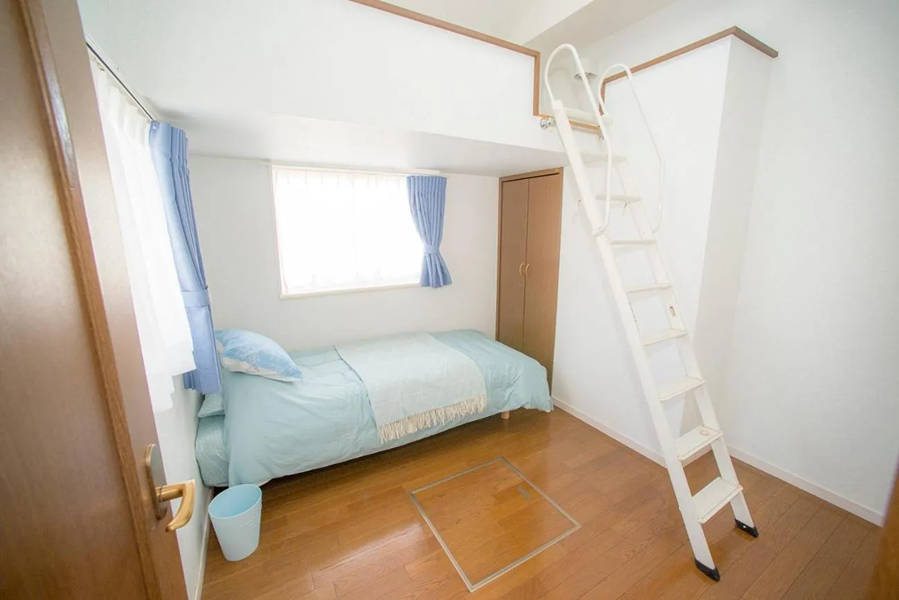Bed in Zushi Beach House