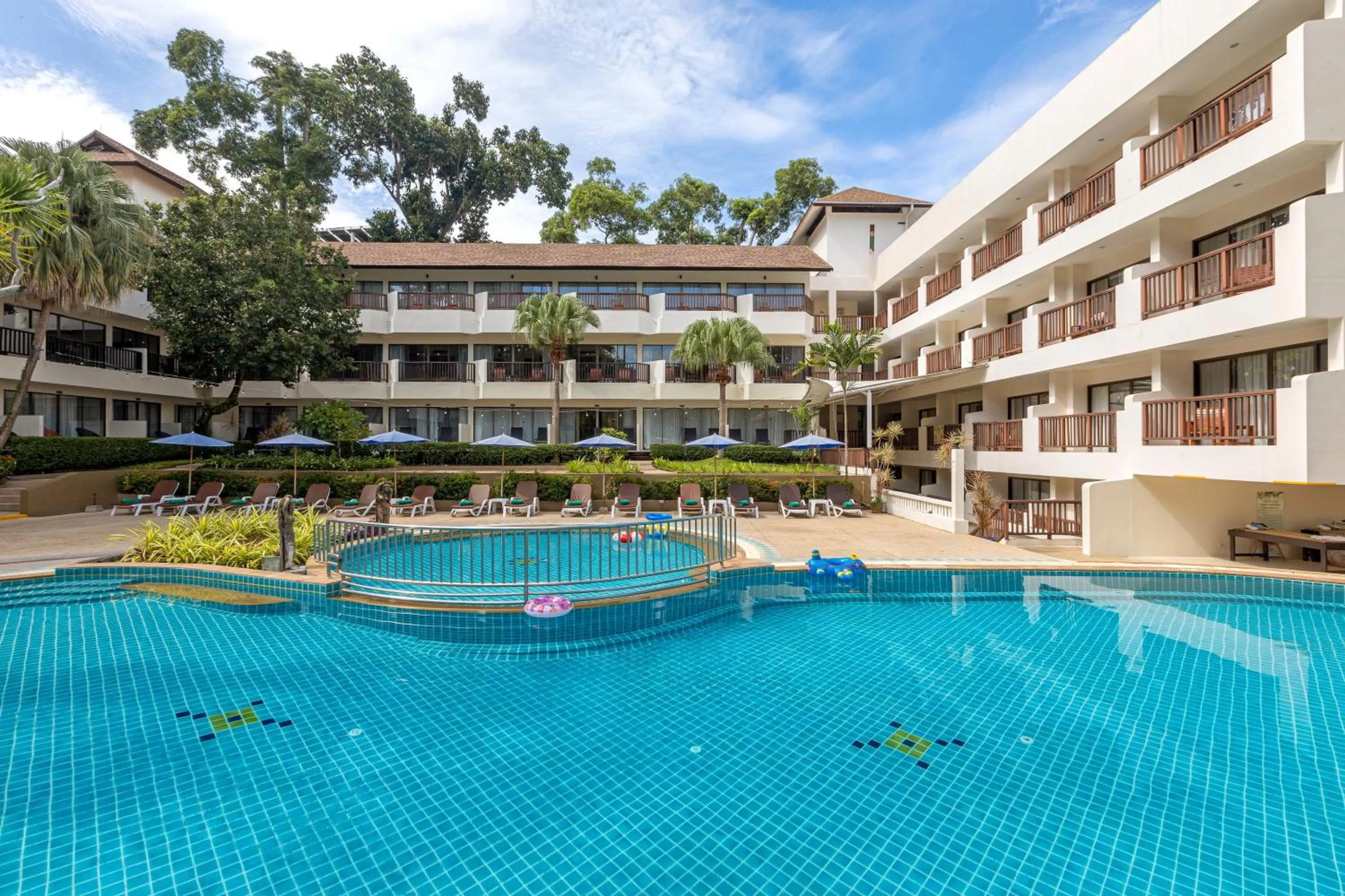 Property building in Patong Lodge Hotel - Thailand's Green Hotel Plus