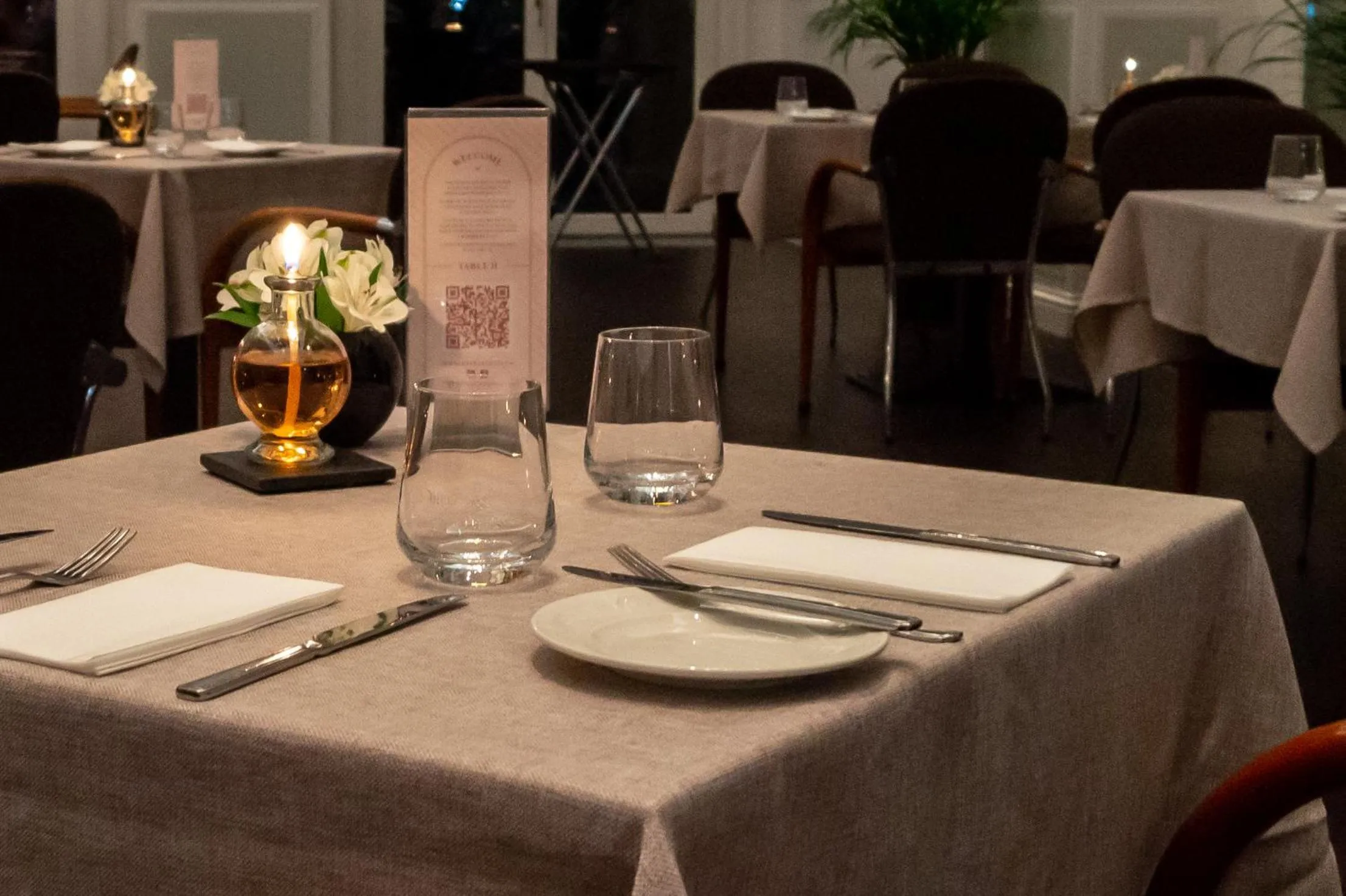 Restaurant/places to eat in Hotel de France