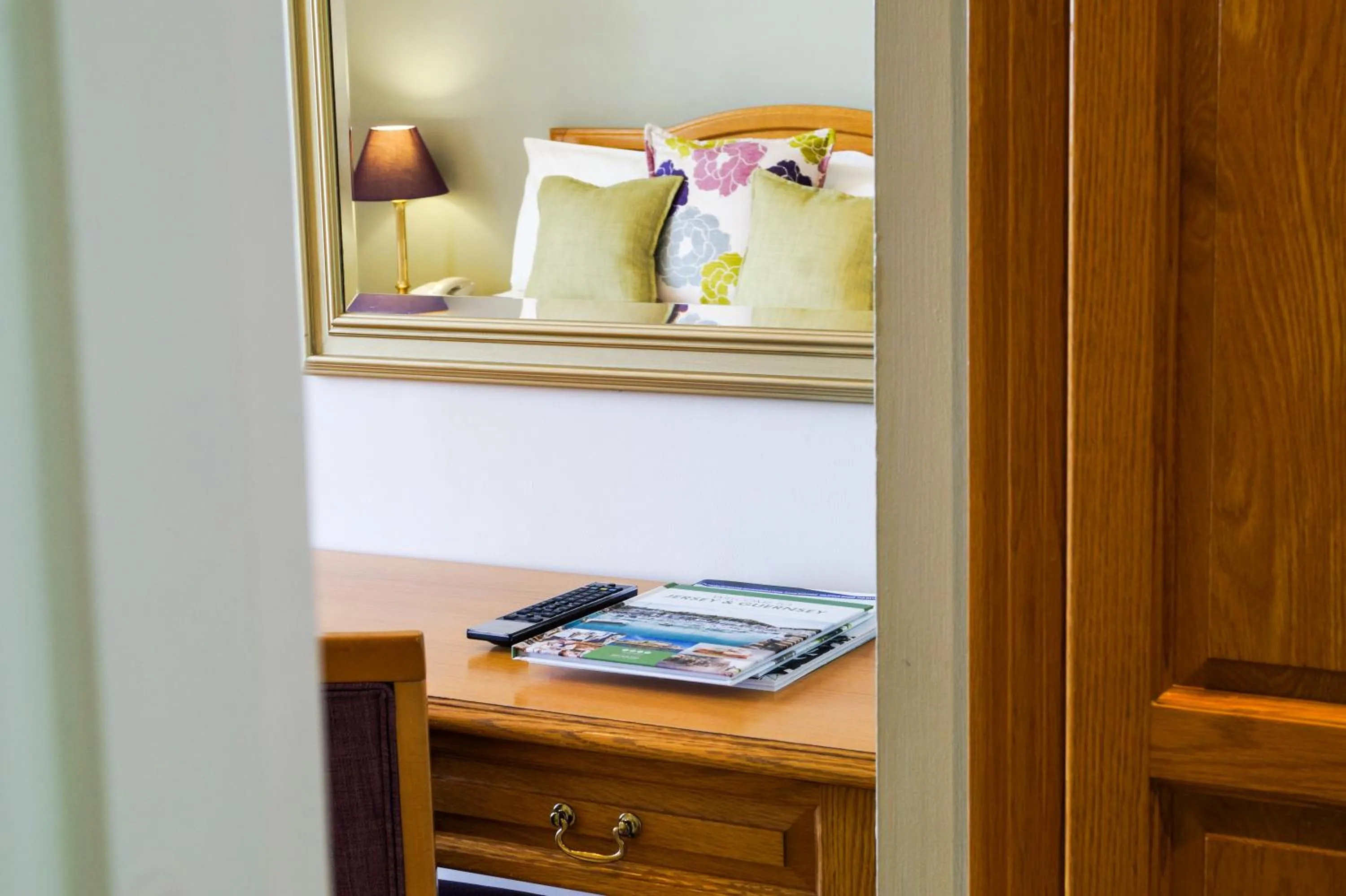 Bed in Hotel de France