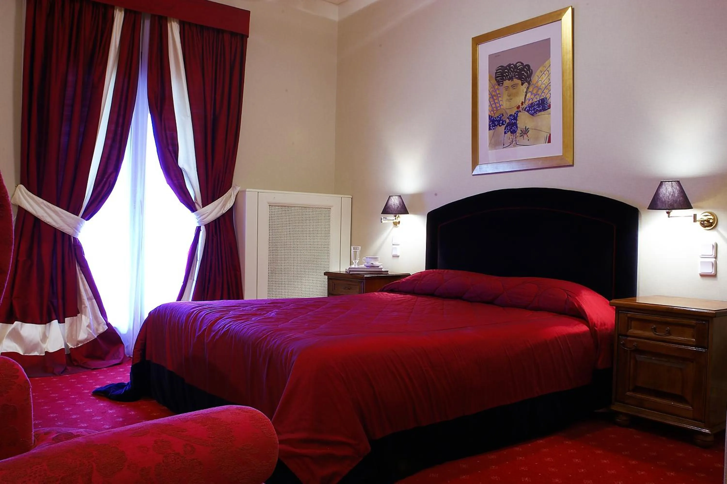 Bedroom, Bed in Country Club Hotel & Suites