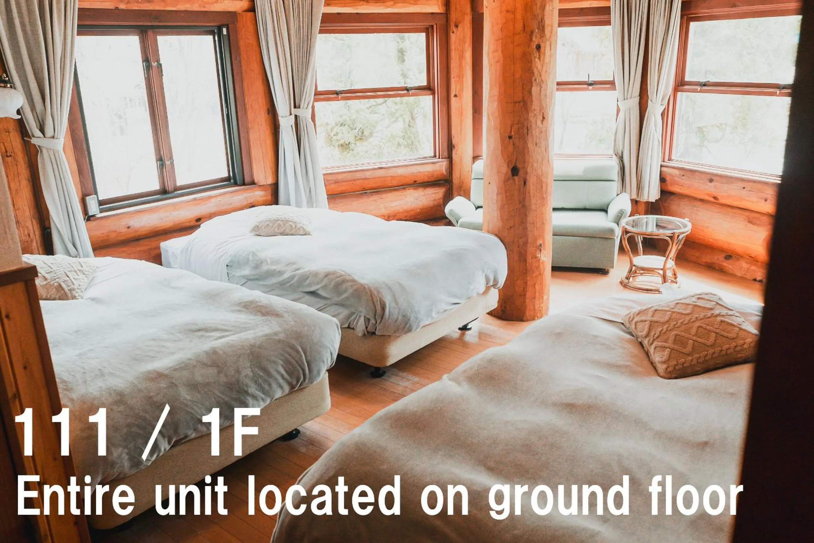 Photo of the whole room, Bed in Hakuba Pension & Log Hotel Meteor