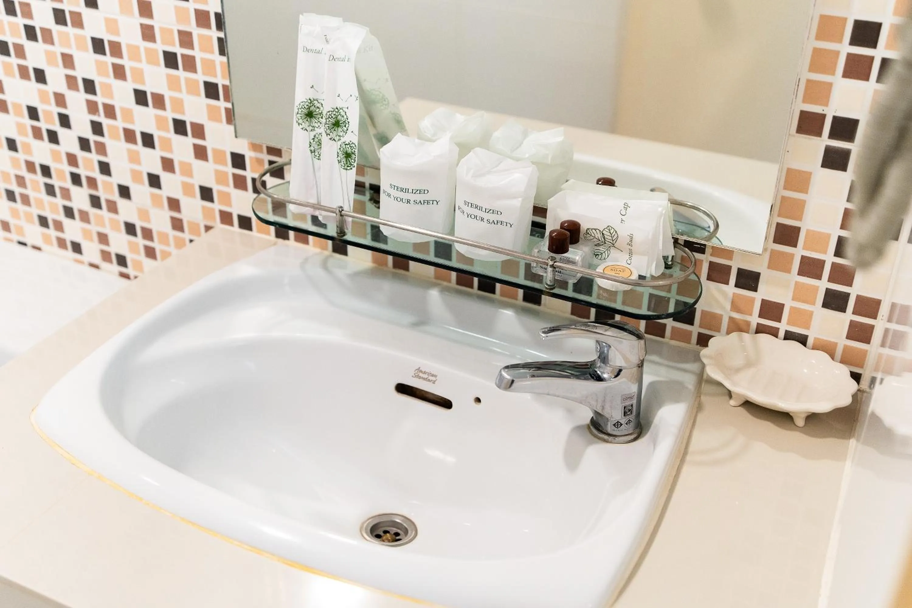 Bathroom in Summit Pavilion Hotel