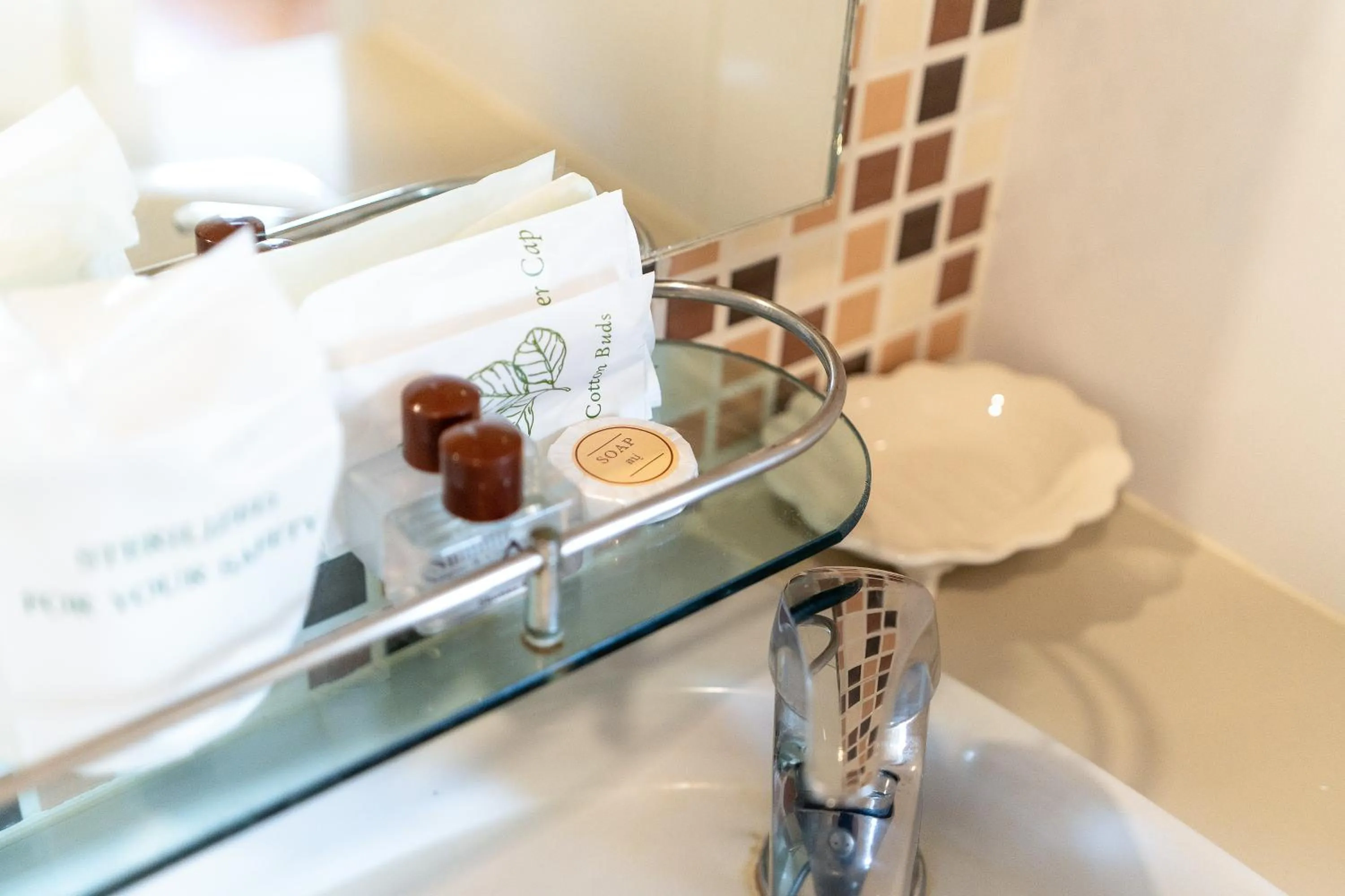 Bathroom in Summit Pavilion Hotel