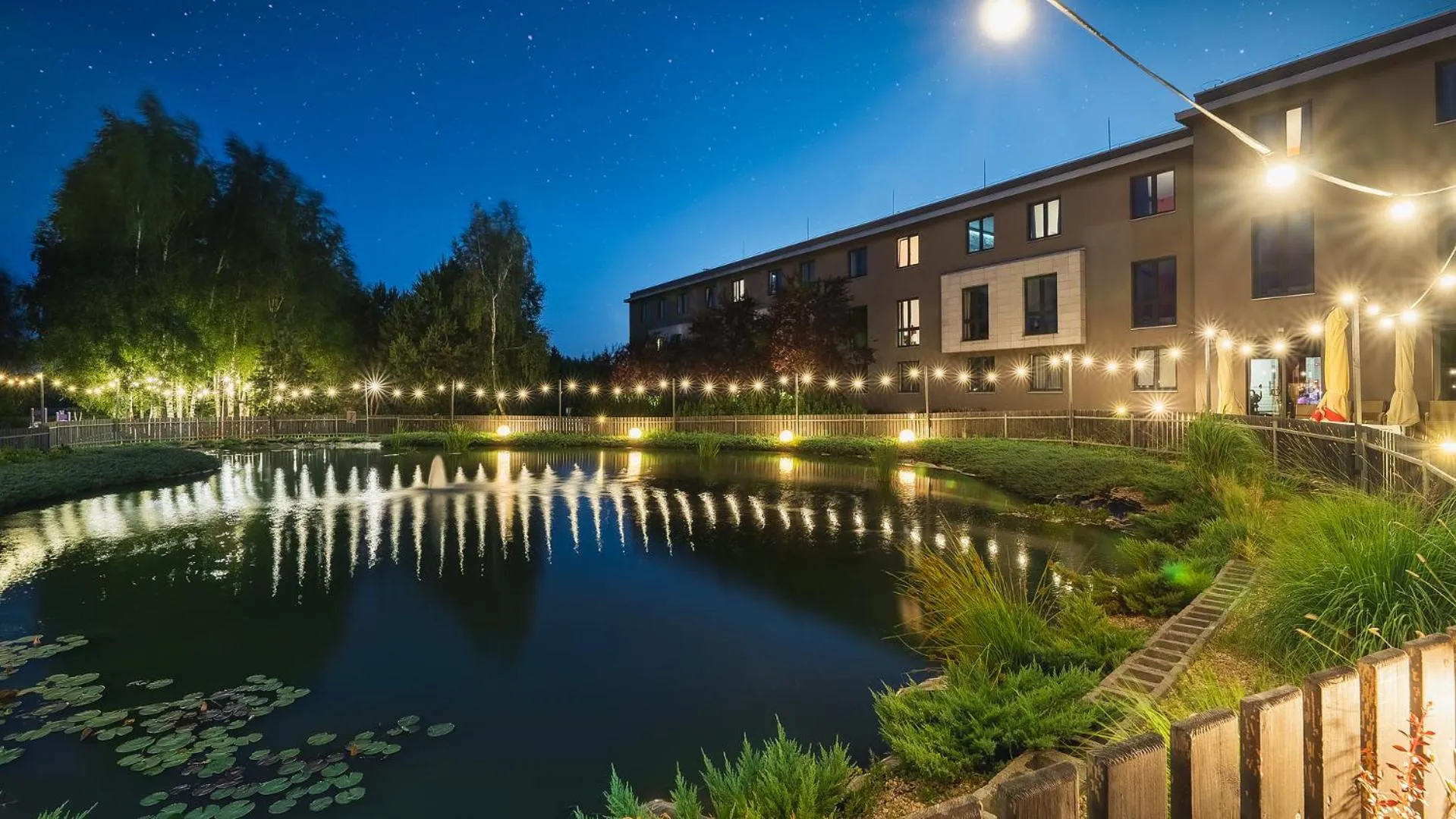 Garden in Artis Loft Hotel