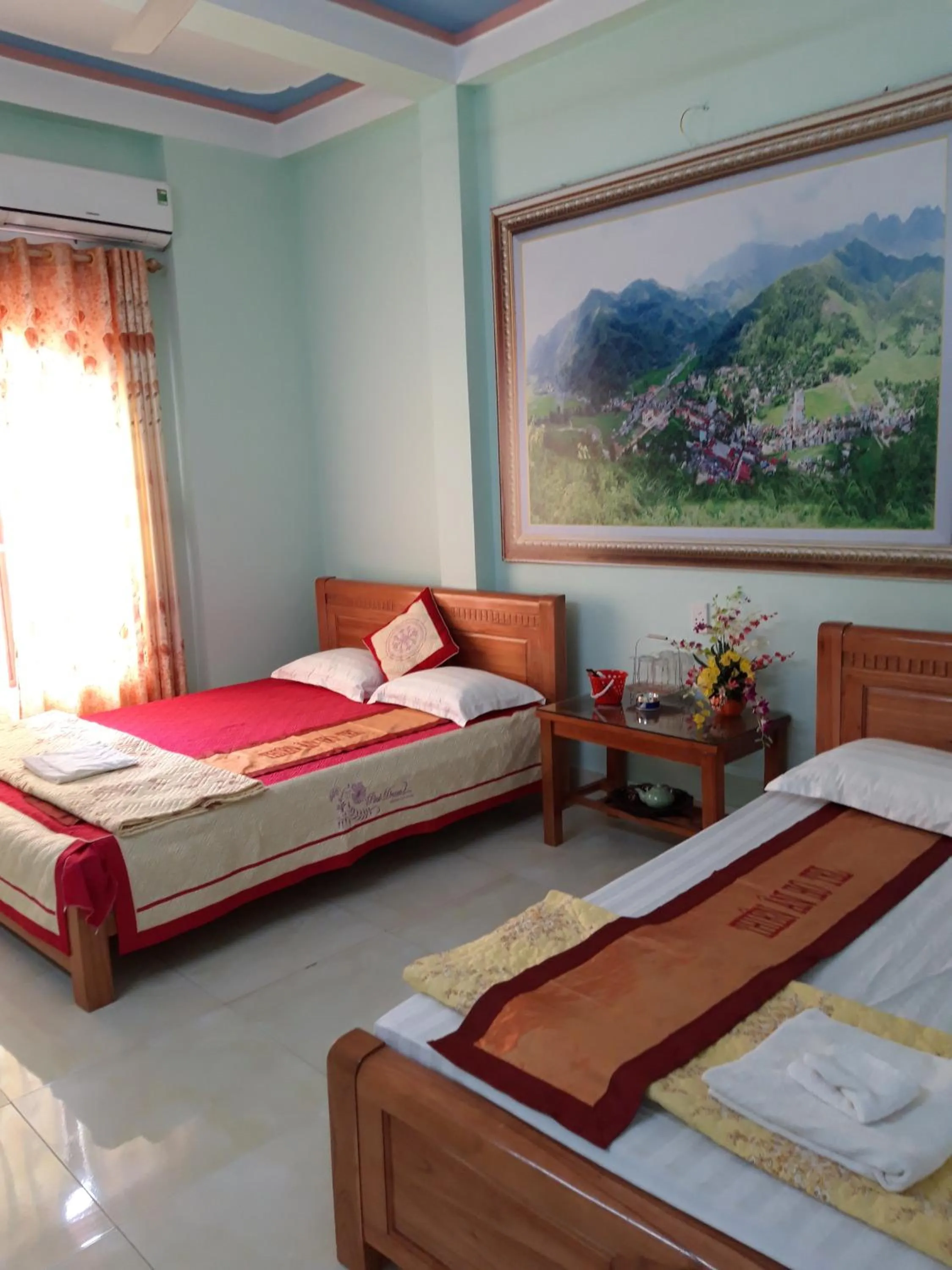 Bed in Yen Minh Hotel Thien An