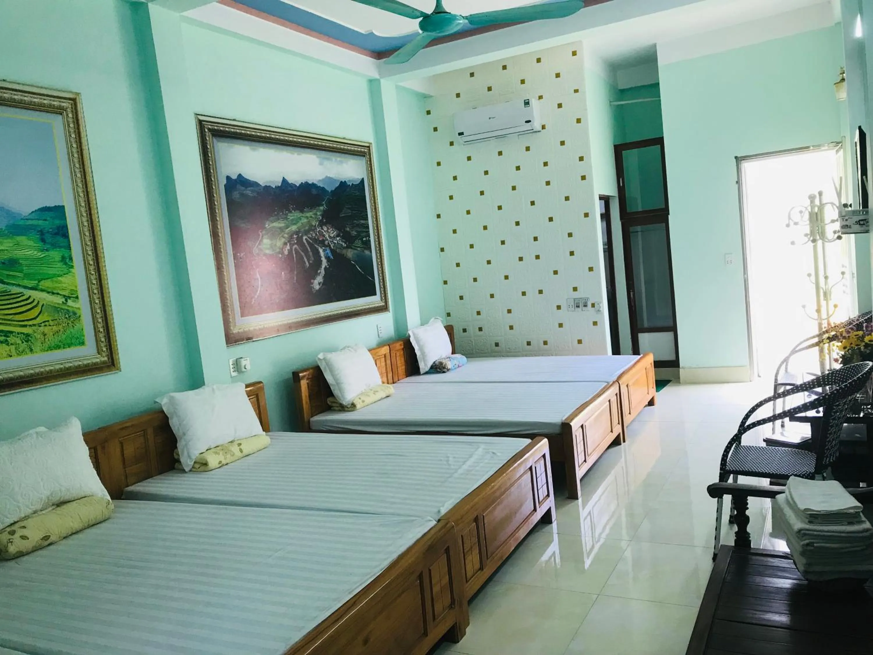 Bed in Yen Minh Hotel Thien An