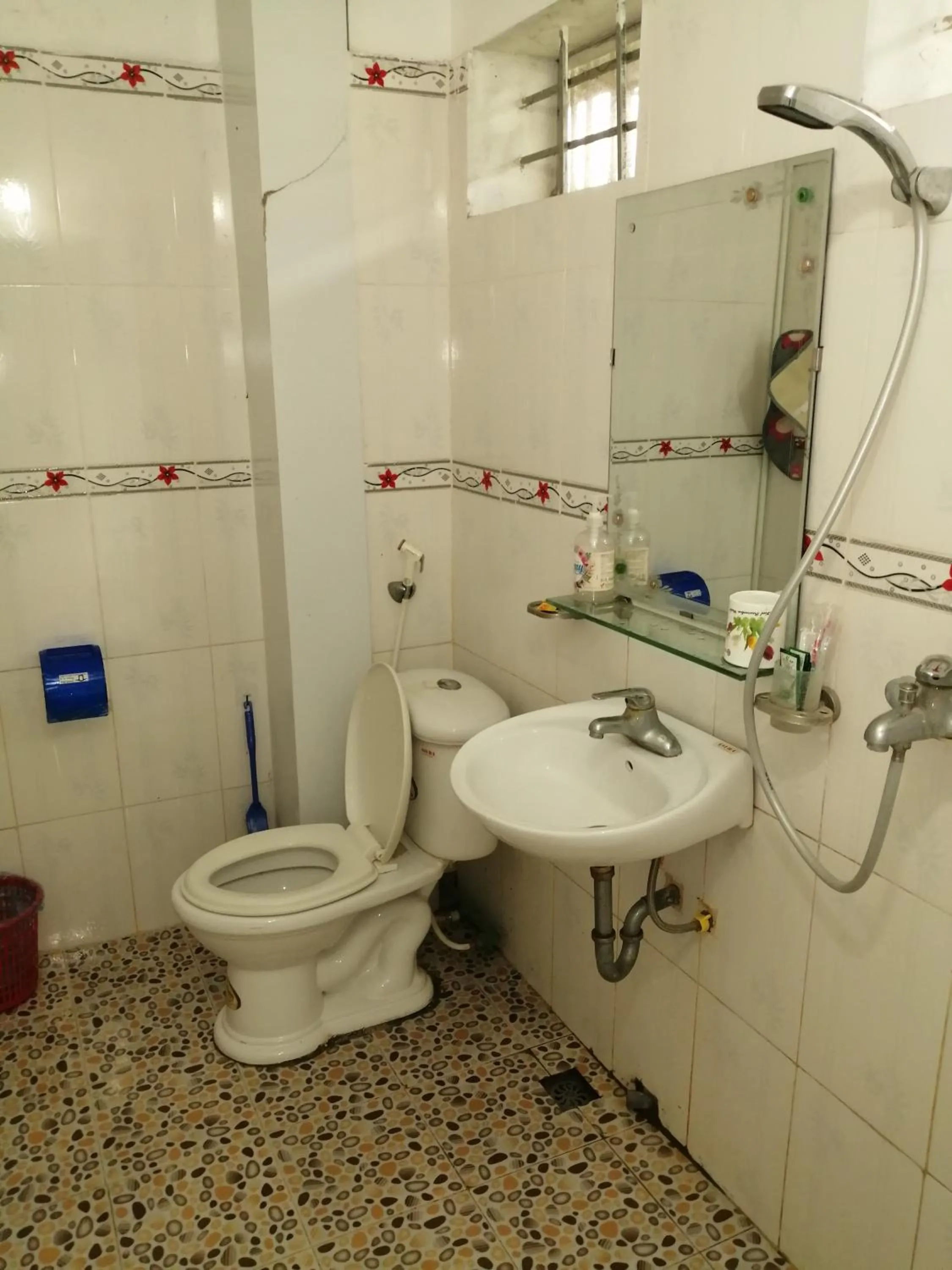 Bathroom in Yen Minh Hotel Thien An