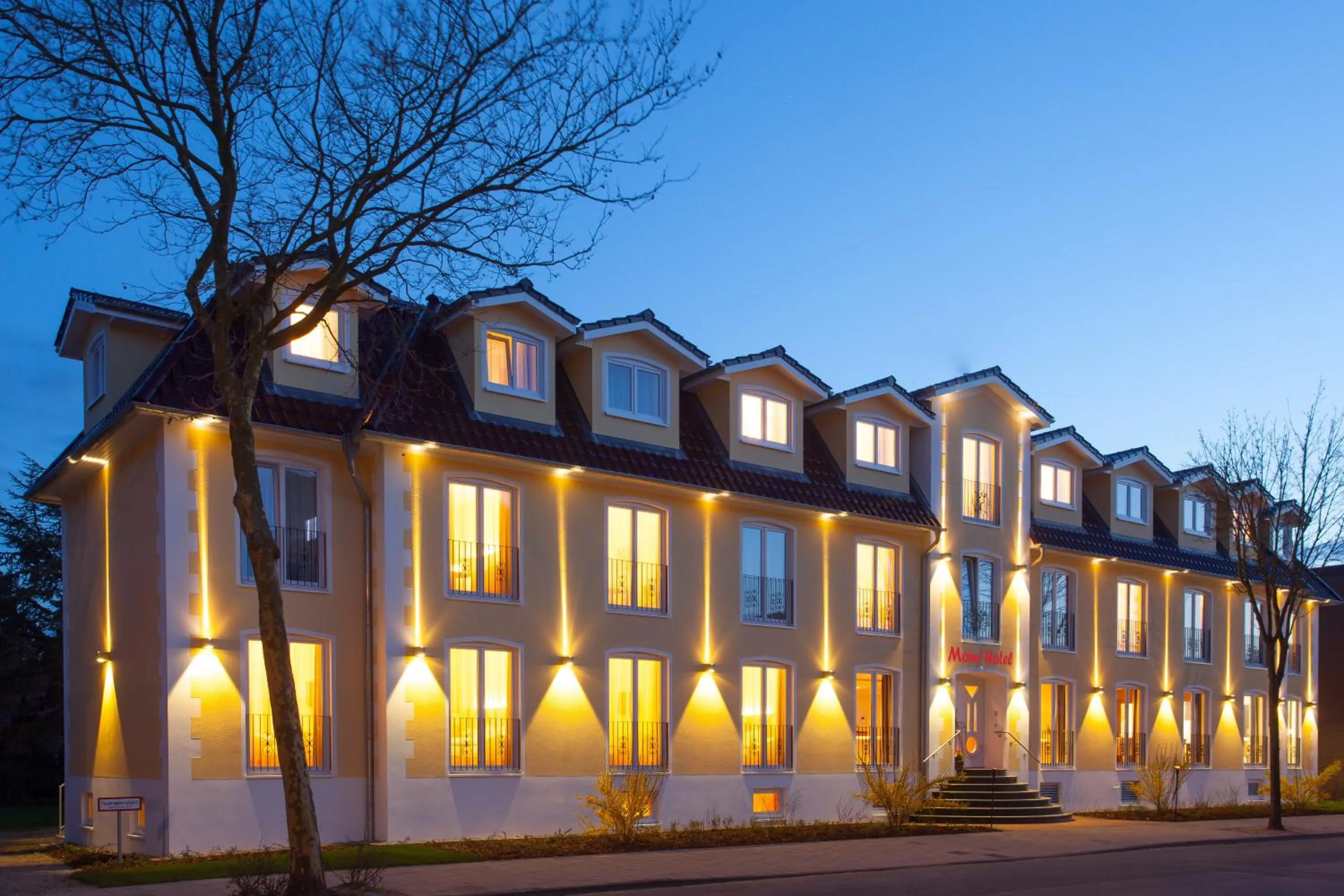 Facade/entrance in Moin Hotel Cuxhaven