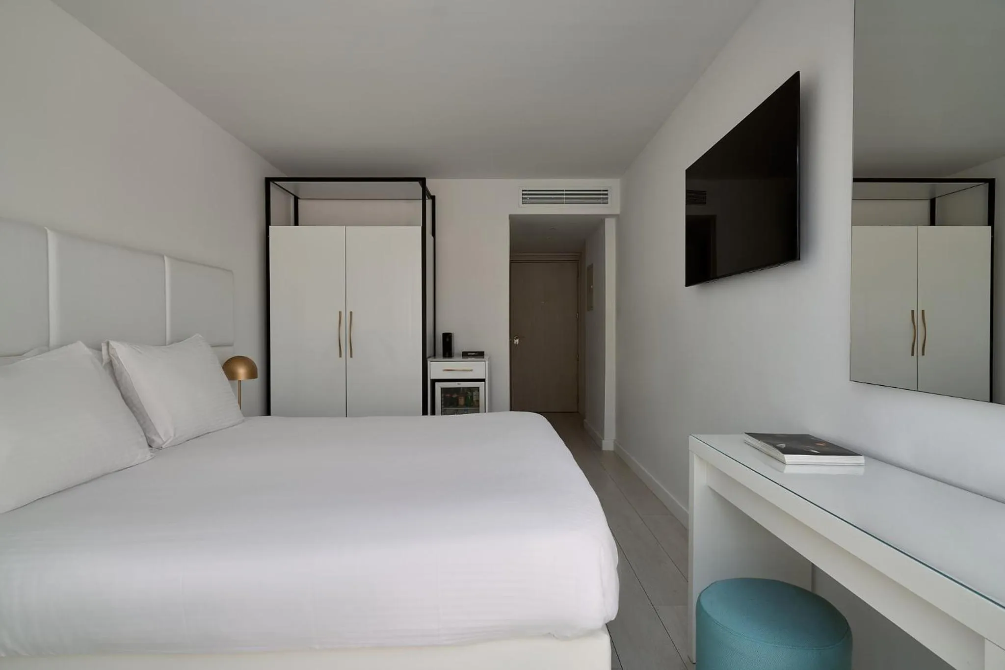 Bedroom in Hotel Napa Suites (Adults Only)