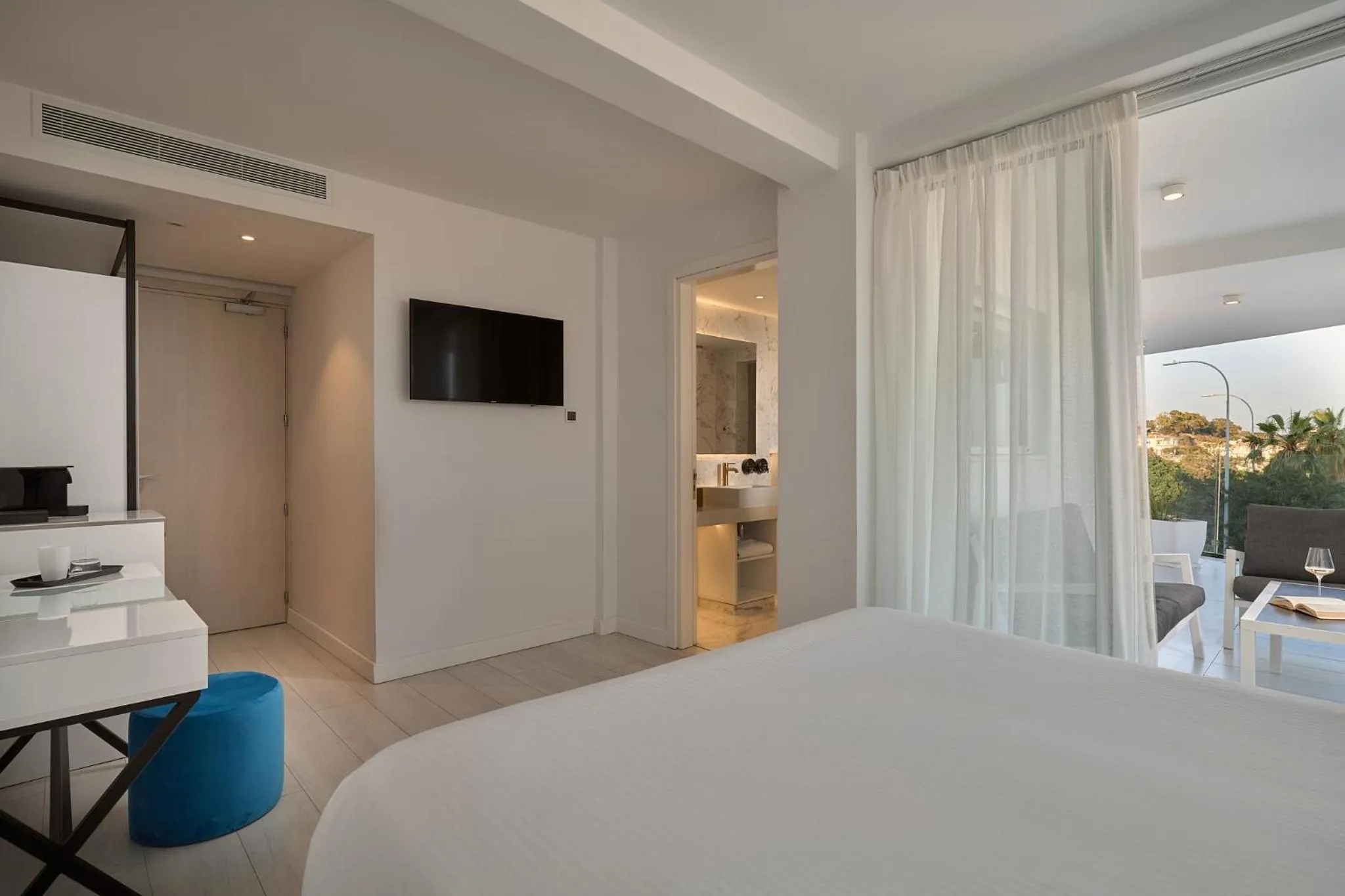 Hotel Napa Suites (Adults Only)