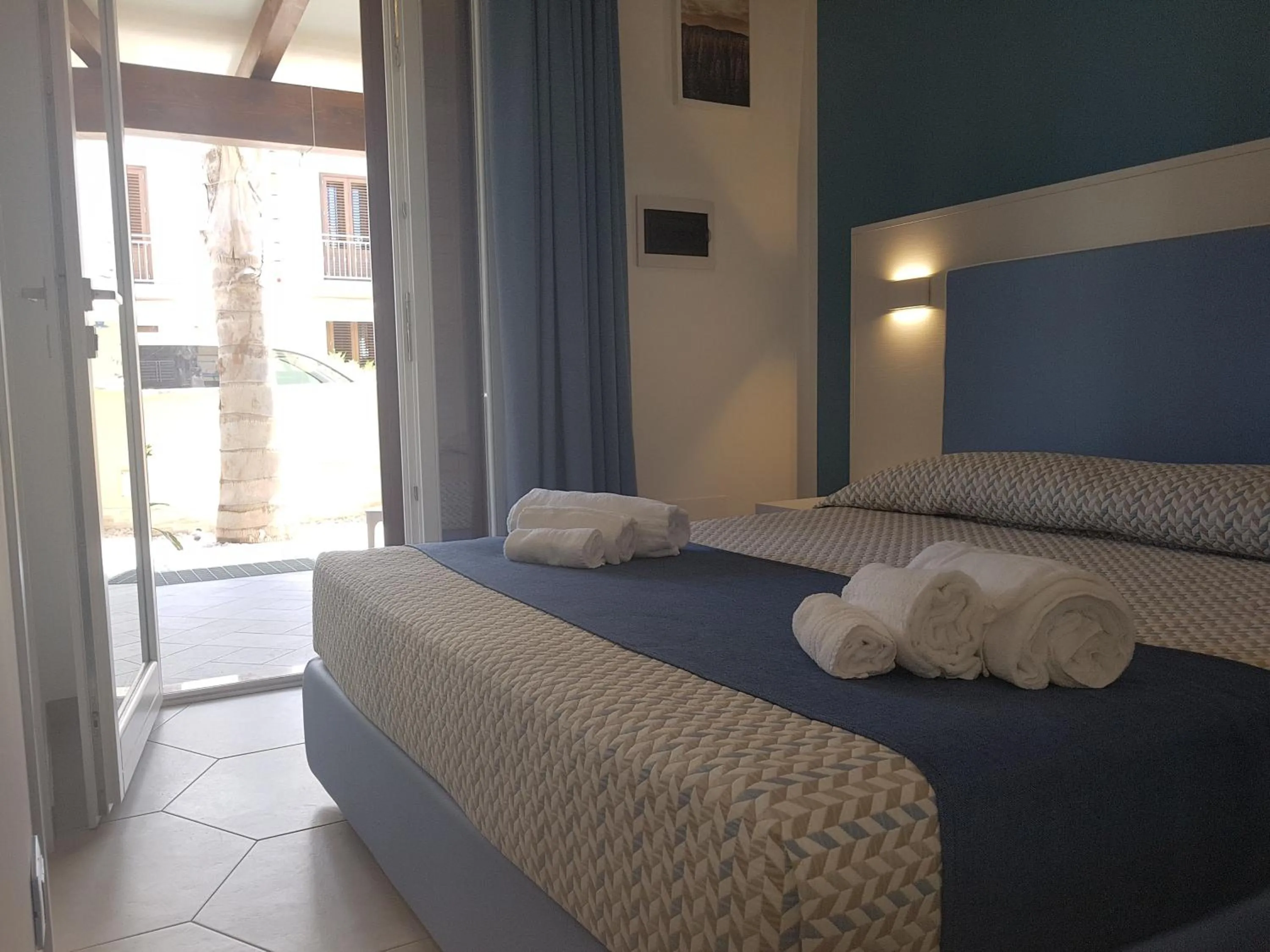 Bedroom, Bed in B&B Aloe Comfort Rooms