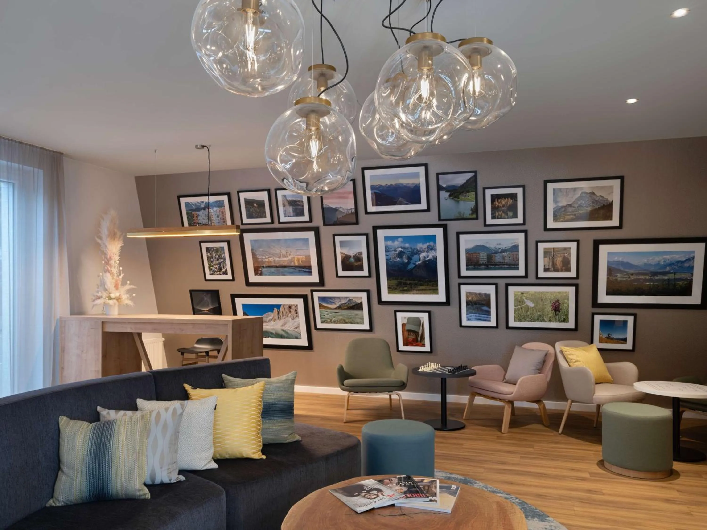 Lobby or reception in Hilton Garden Inn Innsbruck Tivoli